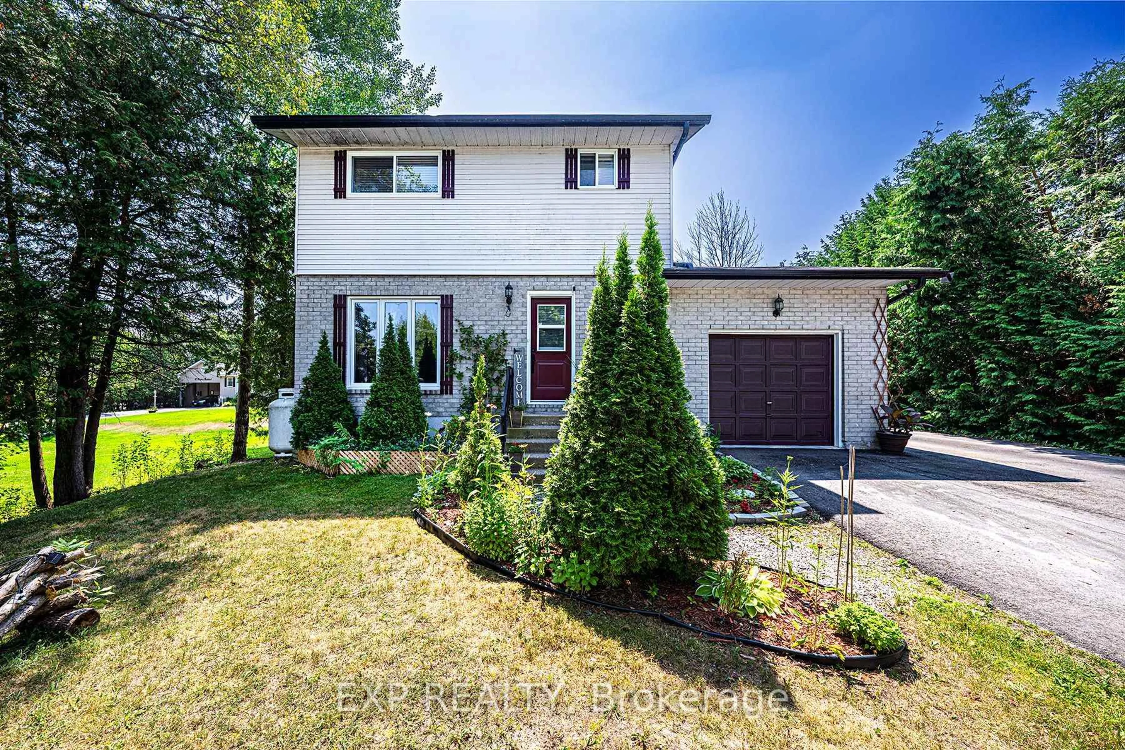 Unknown for 8 Pinewood Blvd, Kawartha Lakes Ontario K0M 2T0