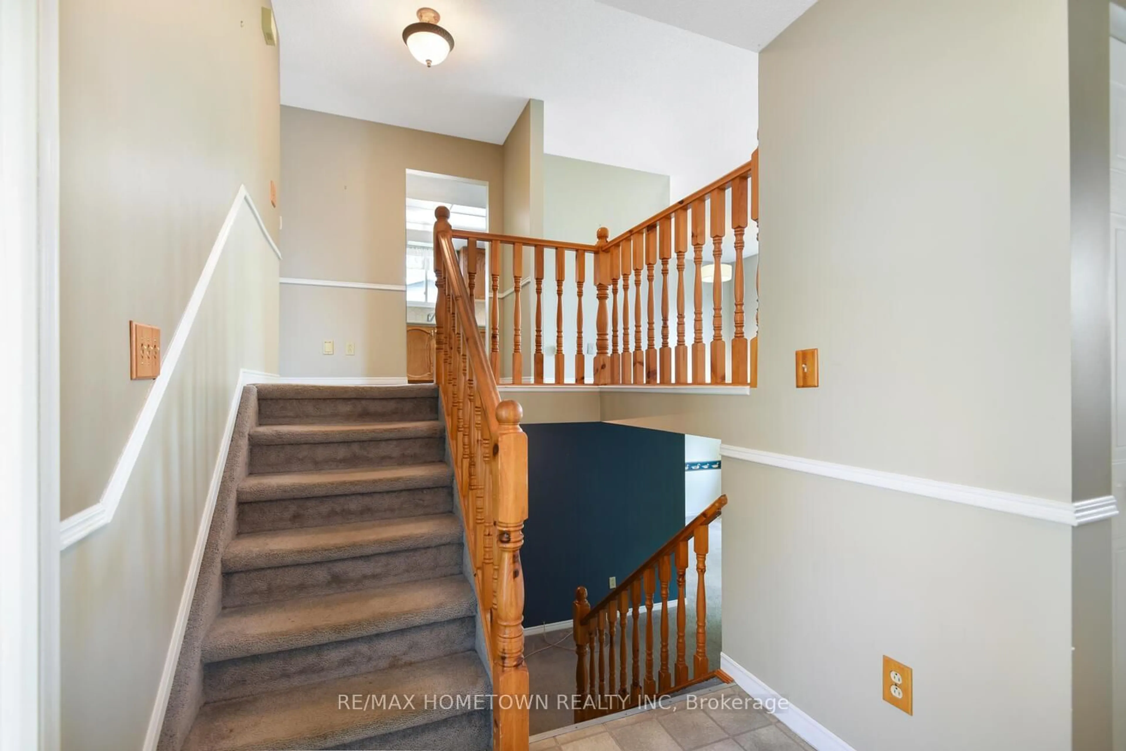 Unknown for 92 Cambridge Cres, Brockville Ontario K6V 6L8