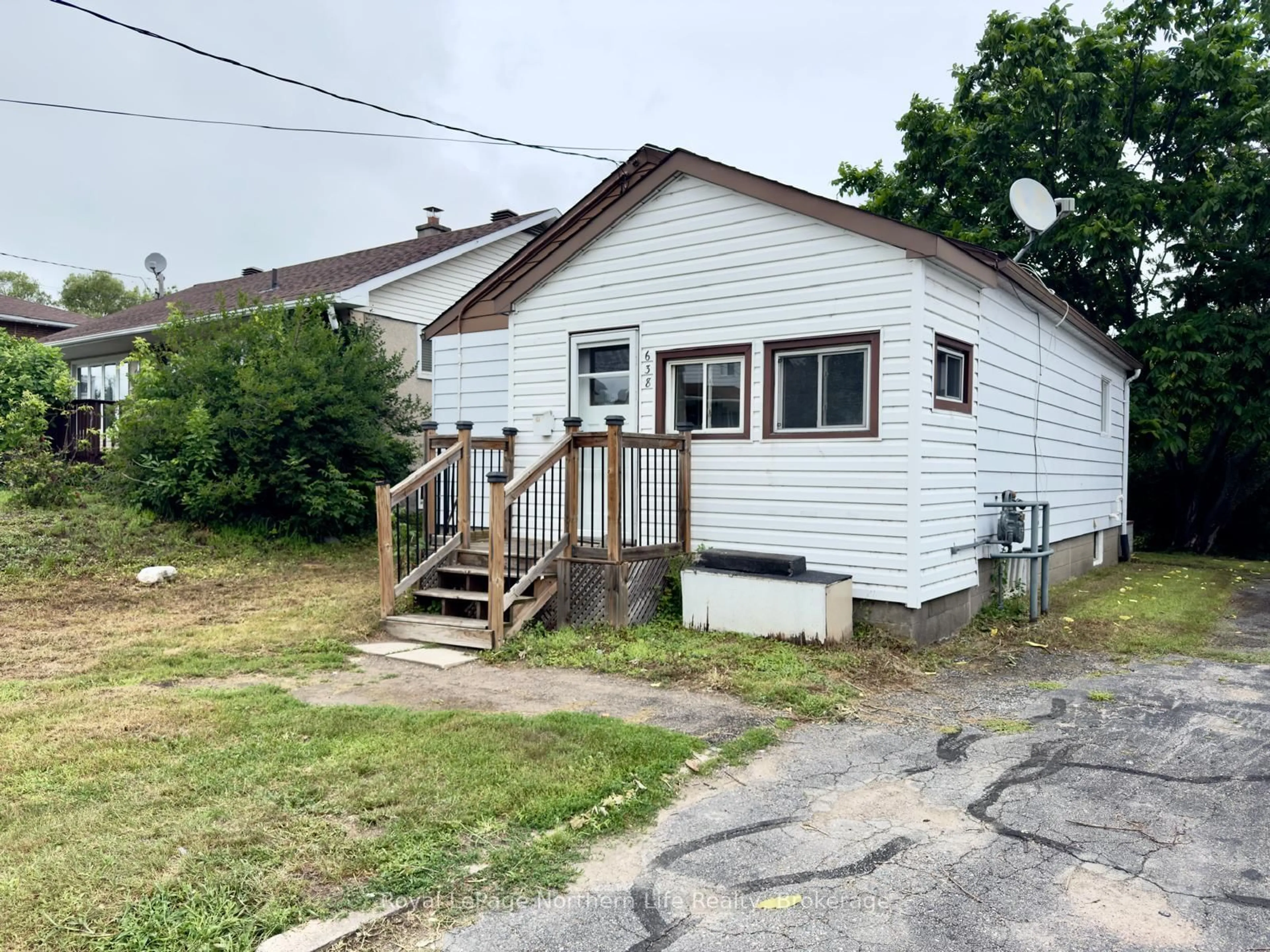 Shed for 638 Second Ave, North Bay Ontario P1B 1M2