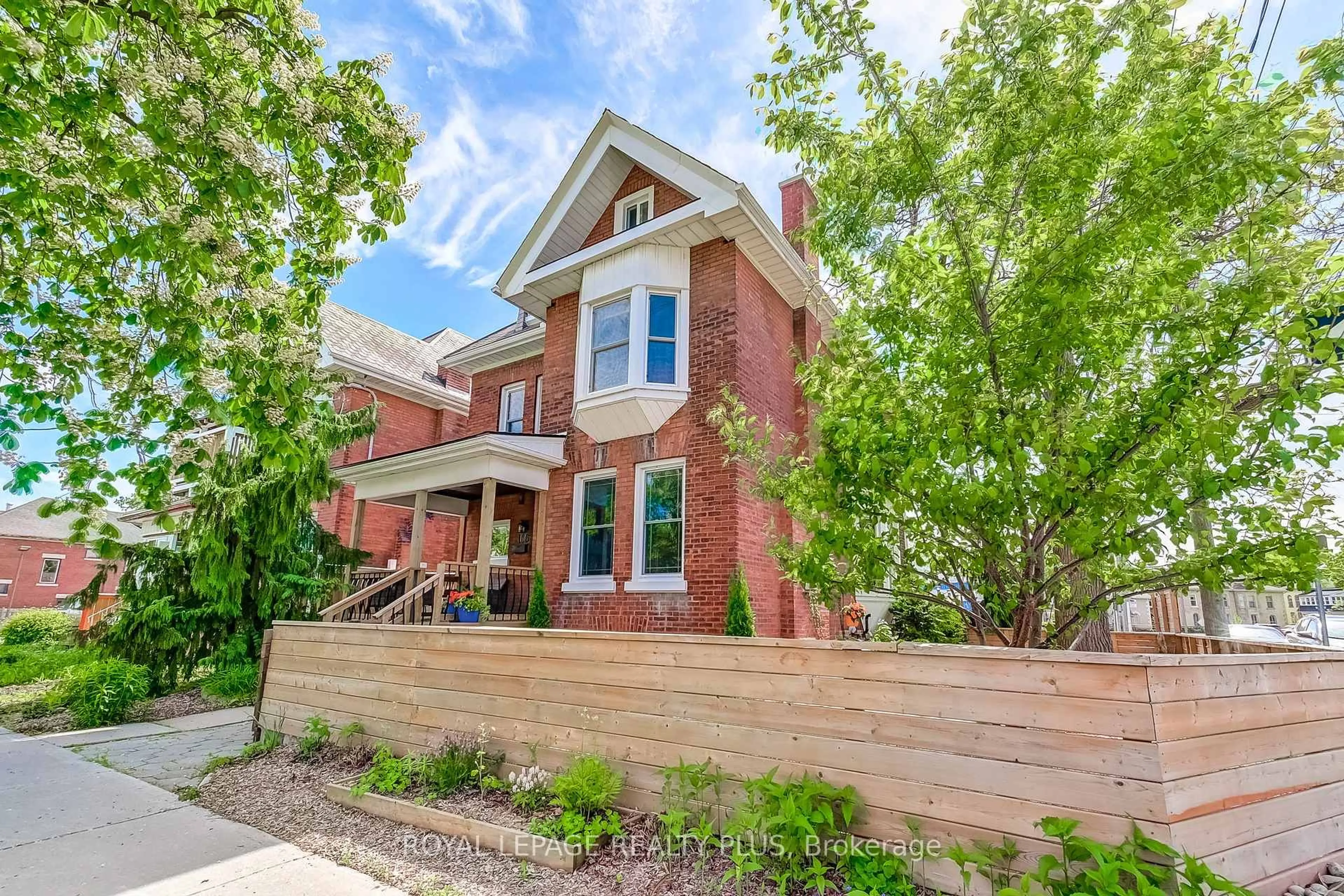 Home with brick exterior material, street for 166 William St, Brant Ontario N3T 3L3