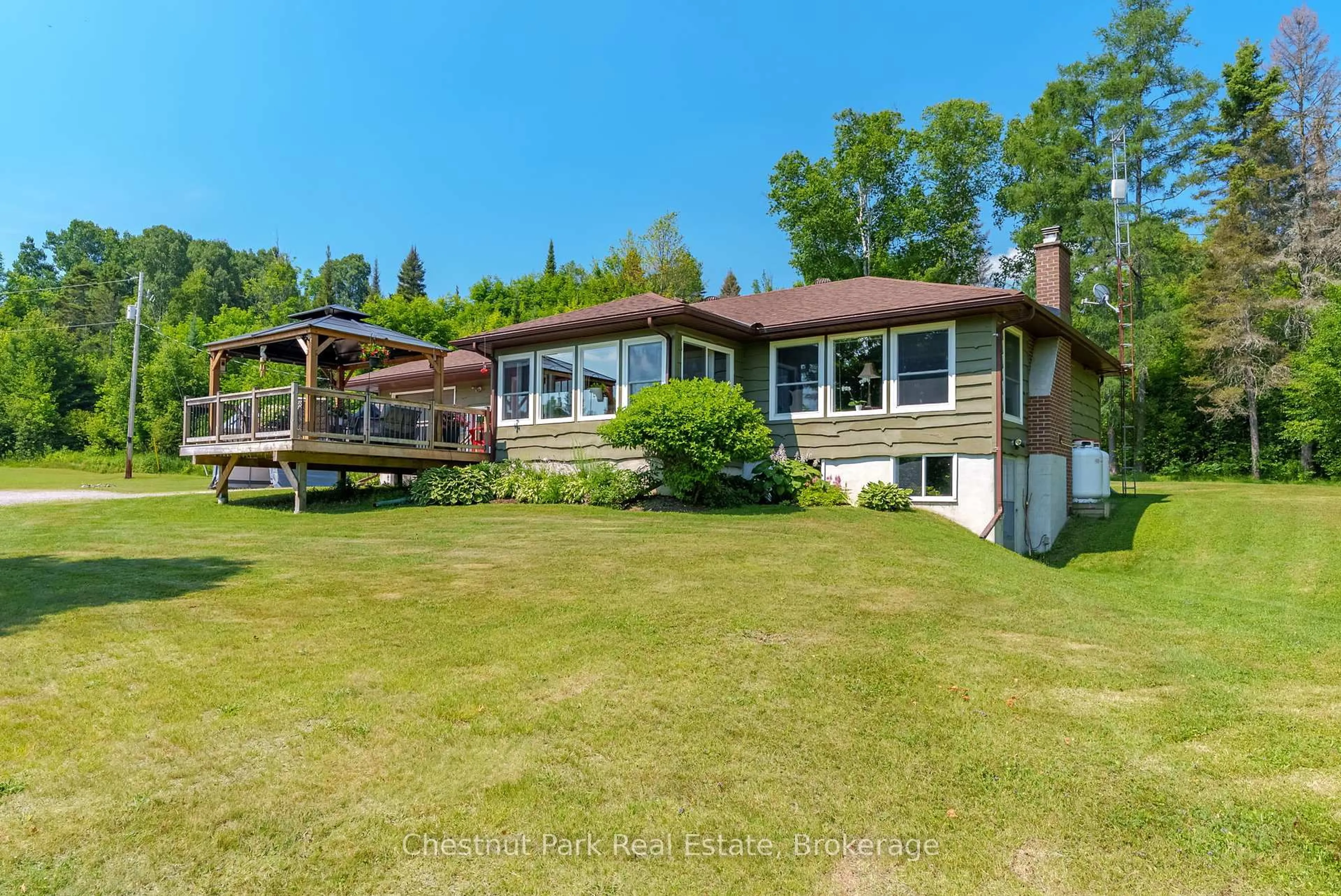 A pic from outside/outdoor area/front of a property/back of a property/a pic from drone, water/lake/river/ocean view for 272 Centre Rd, Parry Sound Remote Area Ontario P0A 1X0