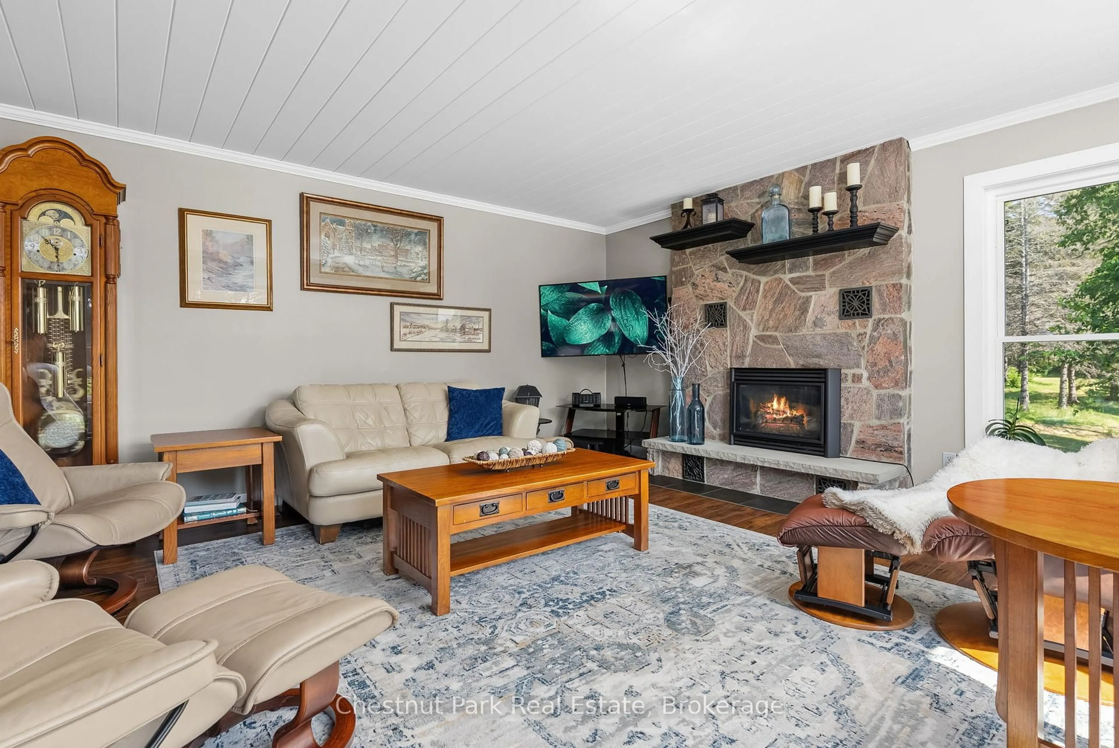 Living room with furniture, unknown for 272 Centre Rd, Parry Sound Remote Area Ontario P0A 1X0