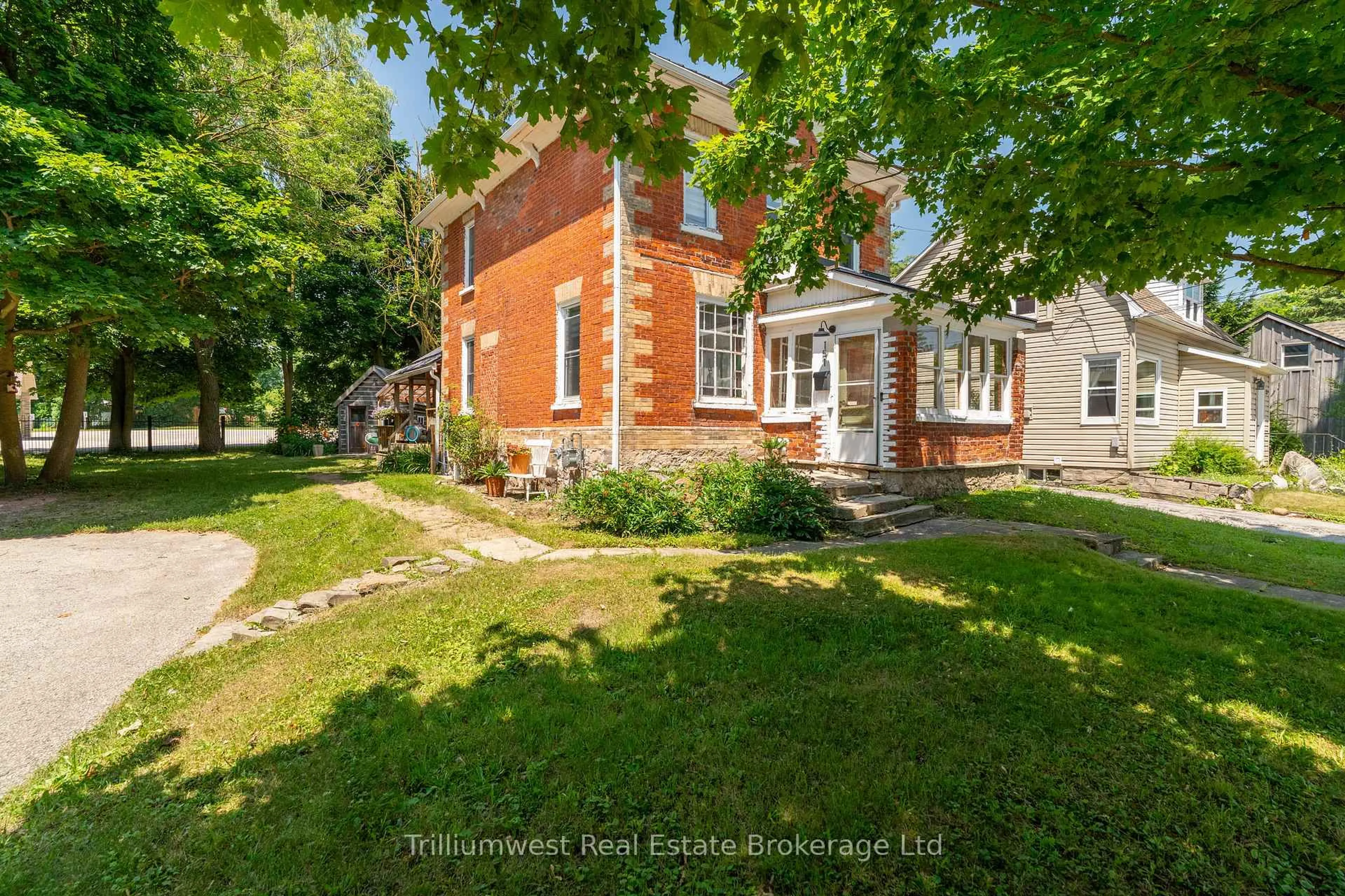 Unknown for 151 Frederick St, Wellington North Ontario N0G 1A0