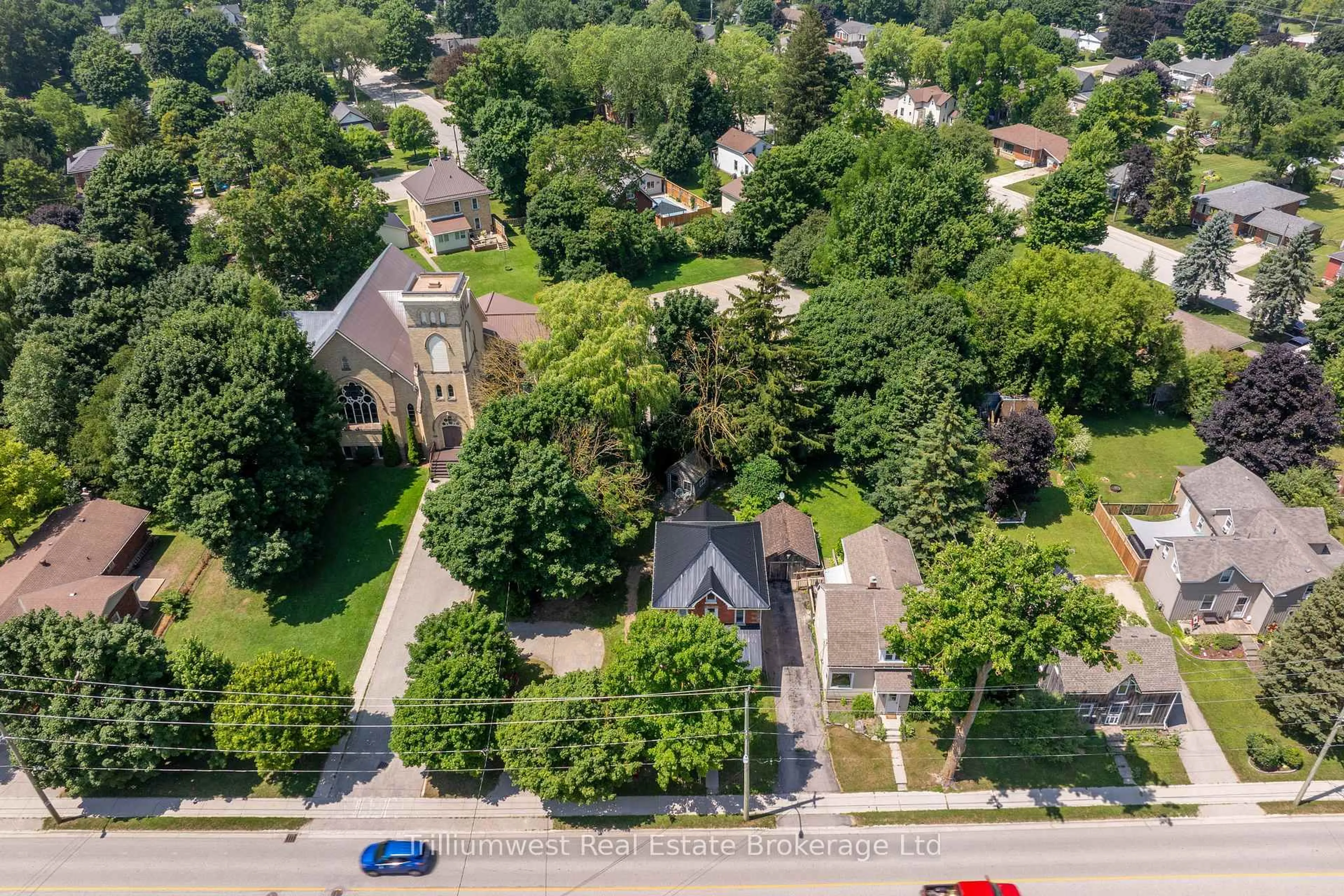 A pic from outside/outdoor area/front of a property/back of a property/a pic from drone, street for 151 Frederick St, Wellington North Ontario N0G 1A0