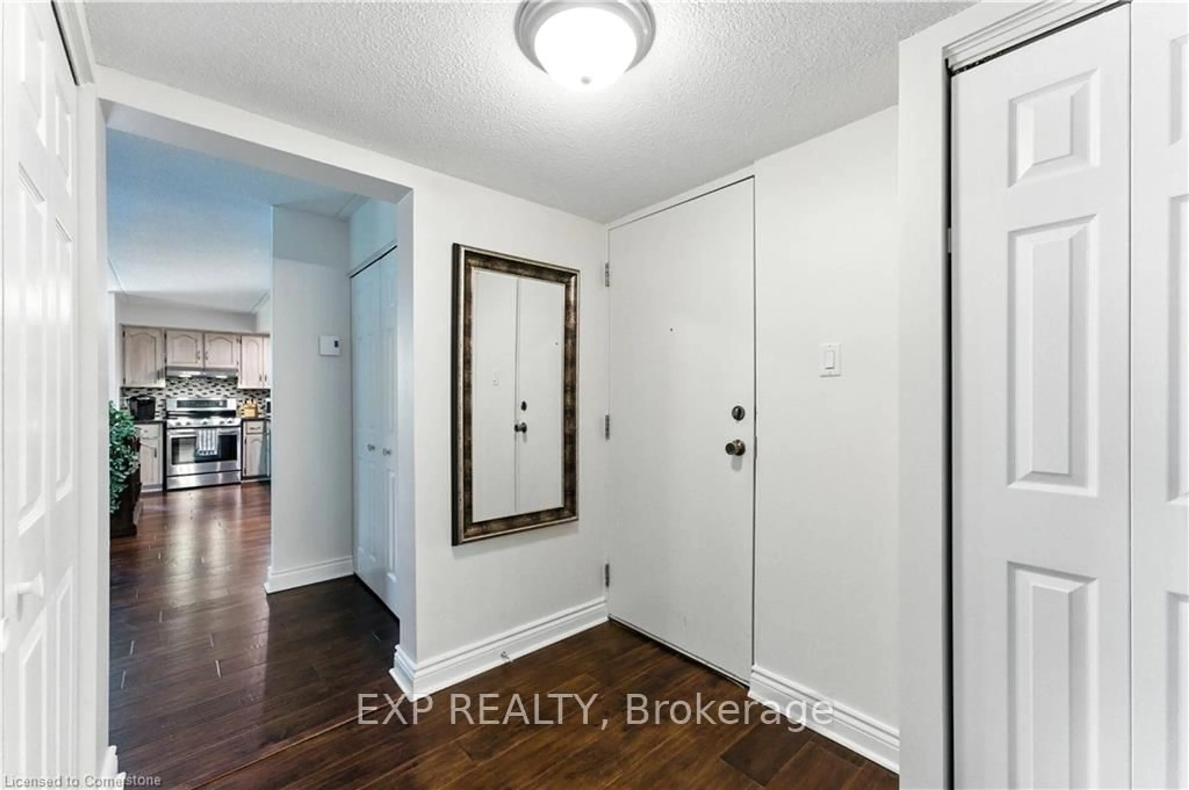 Indoor entryway for 384 Erb St #404, Waterloo Ontario N2L 1W6