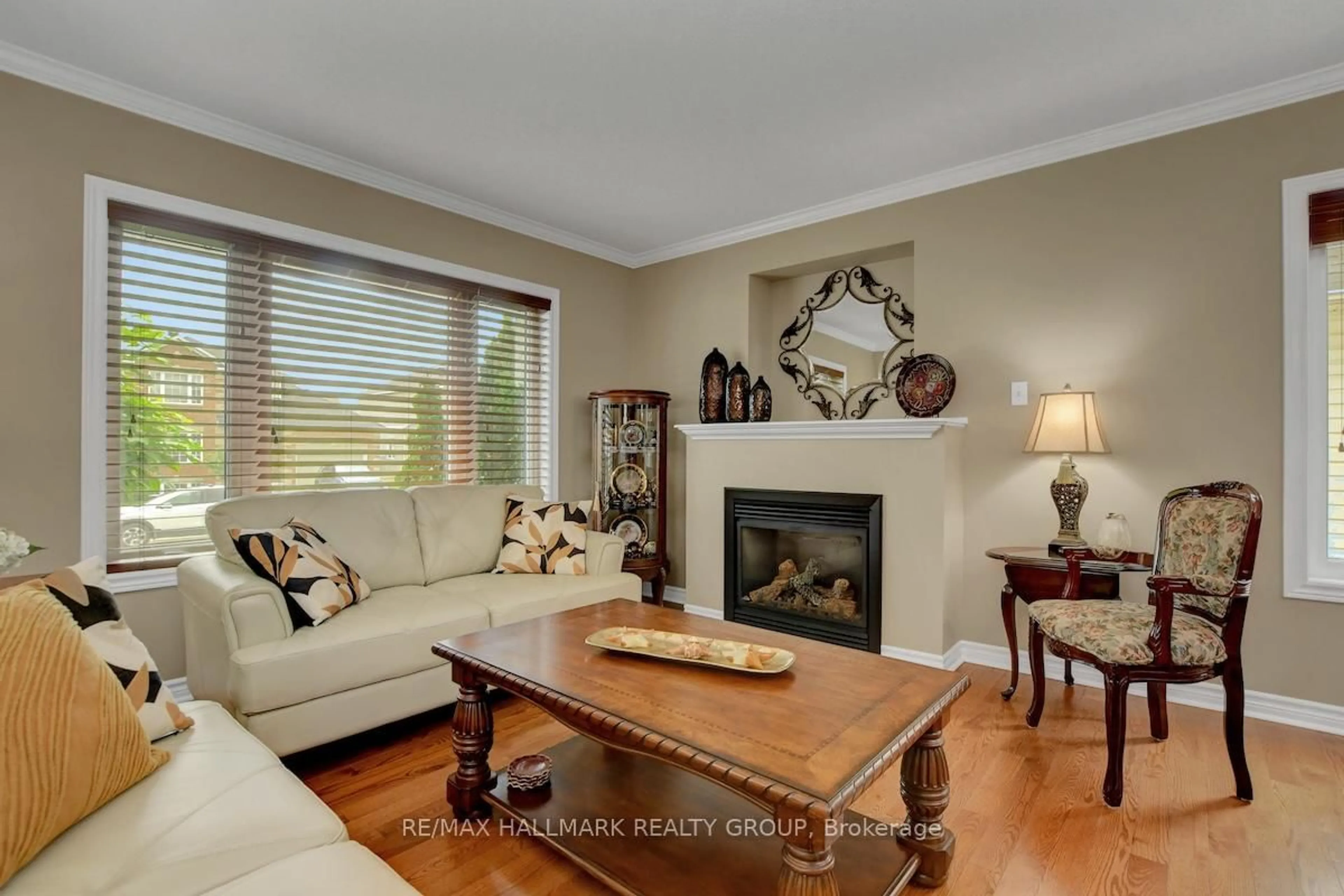 Living room with furniture, wood/laminate floor for 208 Labelle St, Russell Ontario K0A 1W0