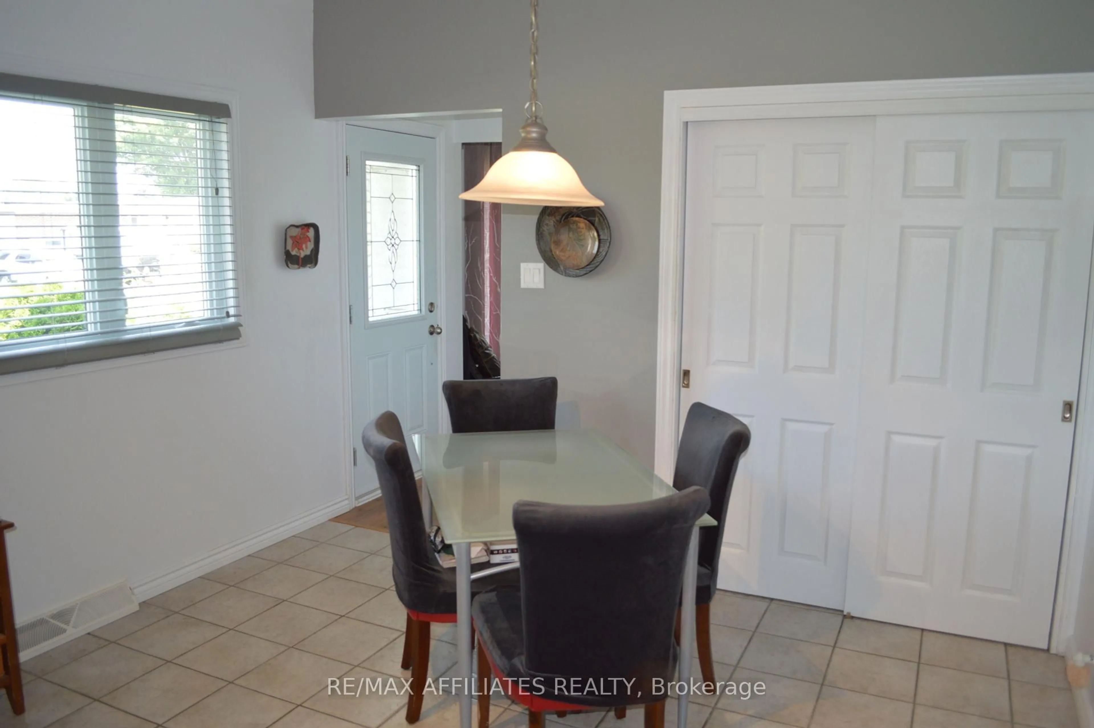 Dining room, ceramic/tile floor for 545 GHISLAIN St, Hawkesbury Ontario K6A 2X7