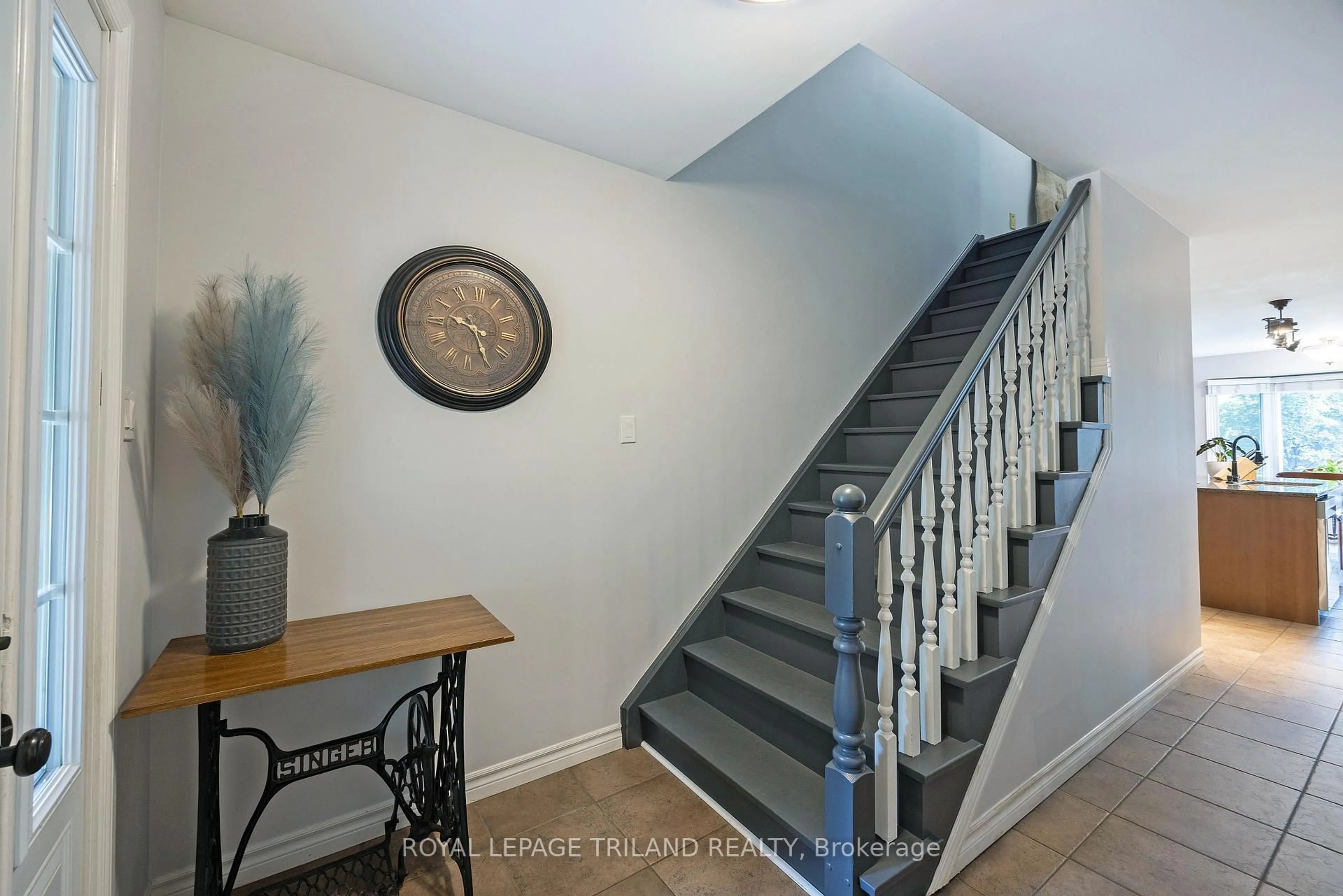 Stairs for 74 Somerset Rd, London South Ontario N6K 3M7