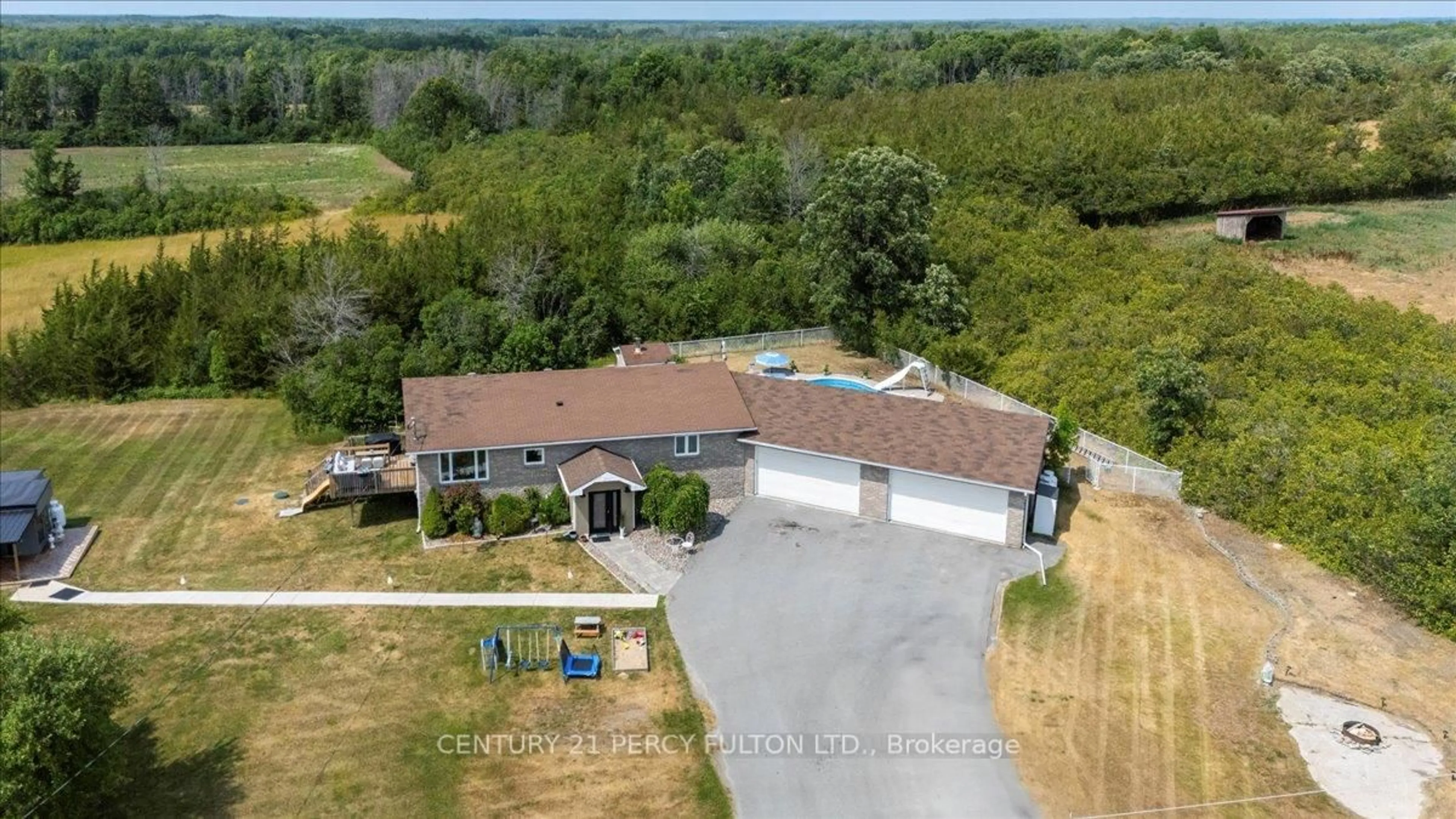A pic from outside/outdoor area/front of a property/back of a property/a pic from drone, unknown for 2121 ENRIGHT Rd, Shannonville Ontario K0K 2N0