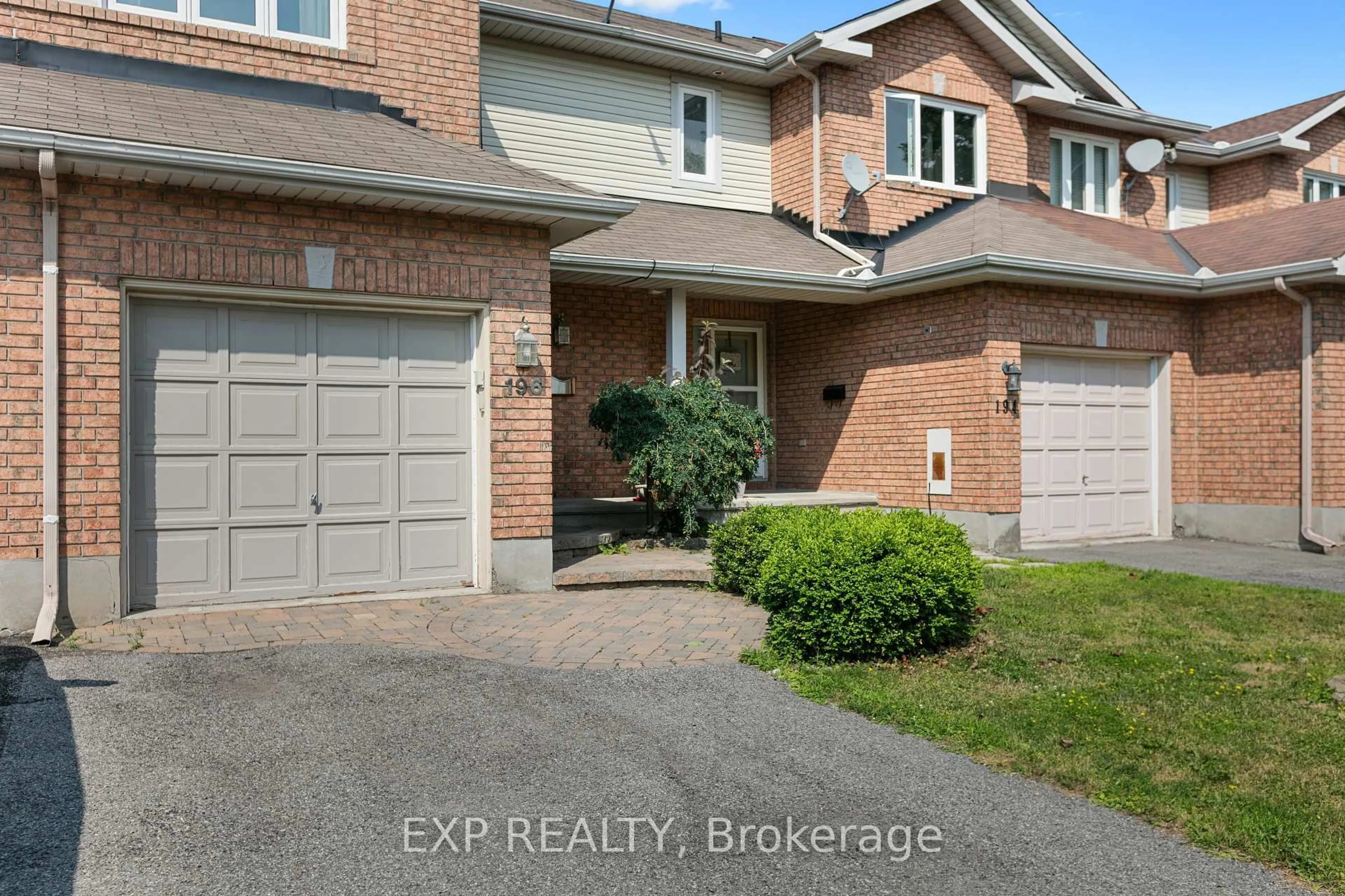 Home with brick exterior material, street for 196 Daventry Cres, Ottawa Ontario K2J 4N1