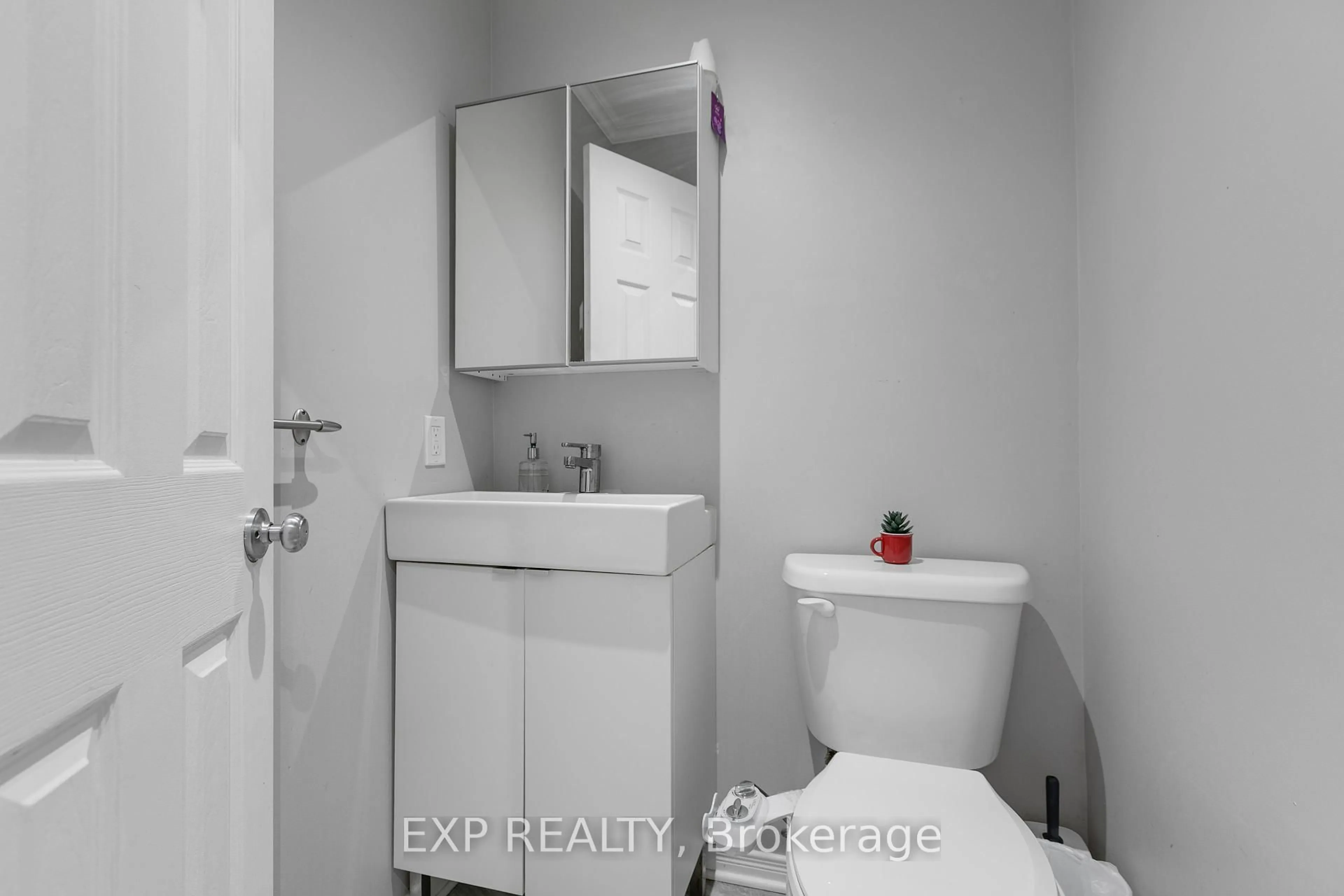Standard bathroom, unknown for 196 Daventry Cres, Ottawa Ontario K2J 4N1