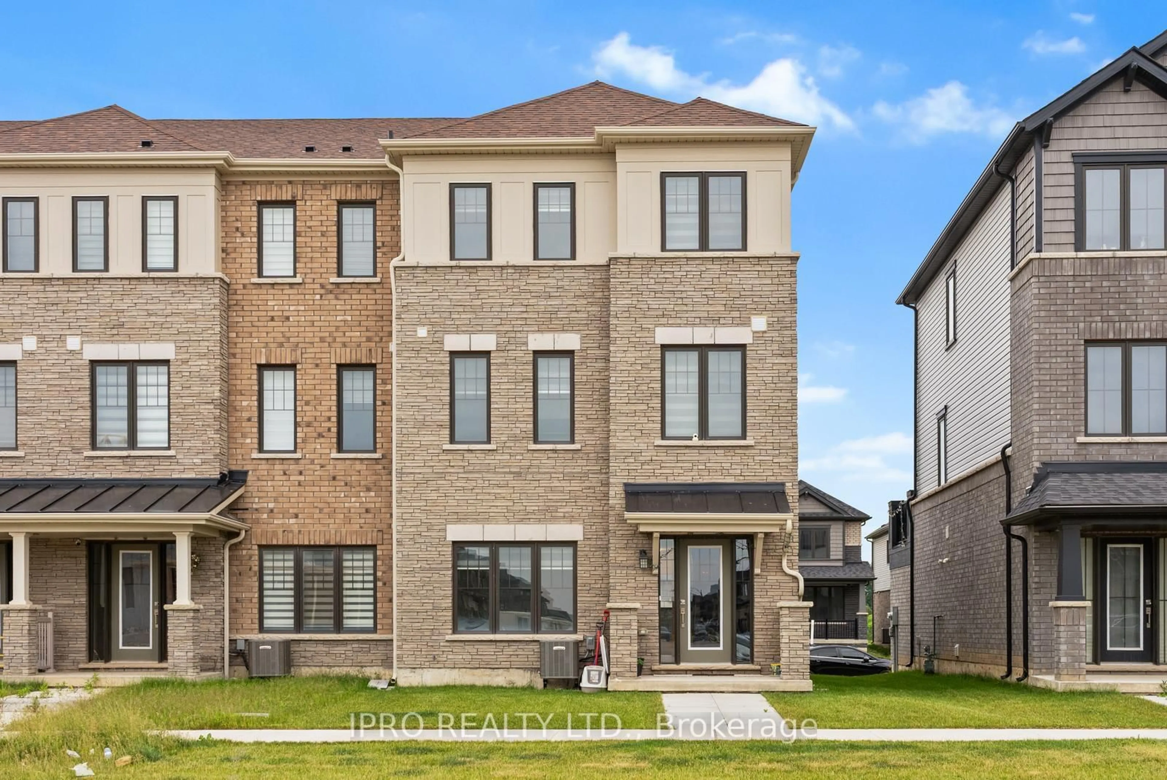 Home with brick exterior material, street for 24 Bee Cres, Brantford Ontario N3T 0V7