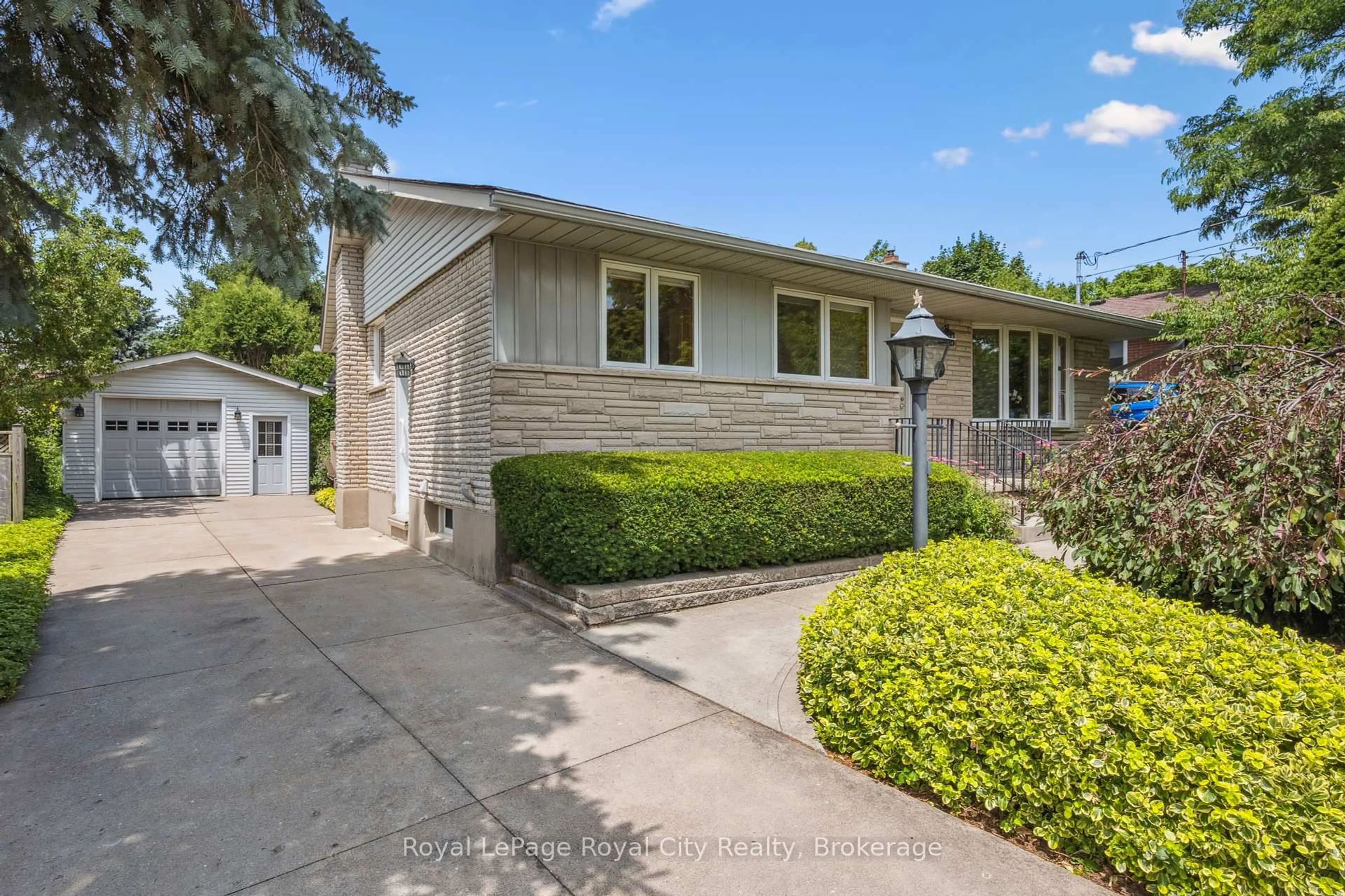 Unknown for 59 Algoma Dr, Guelph Ontario N1E 1C8