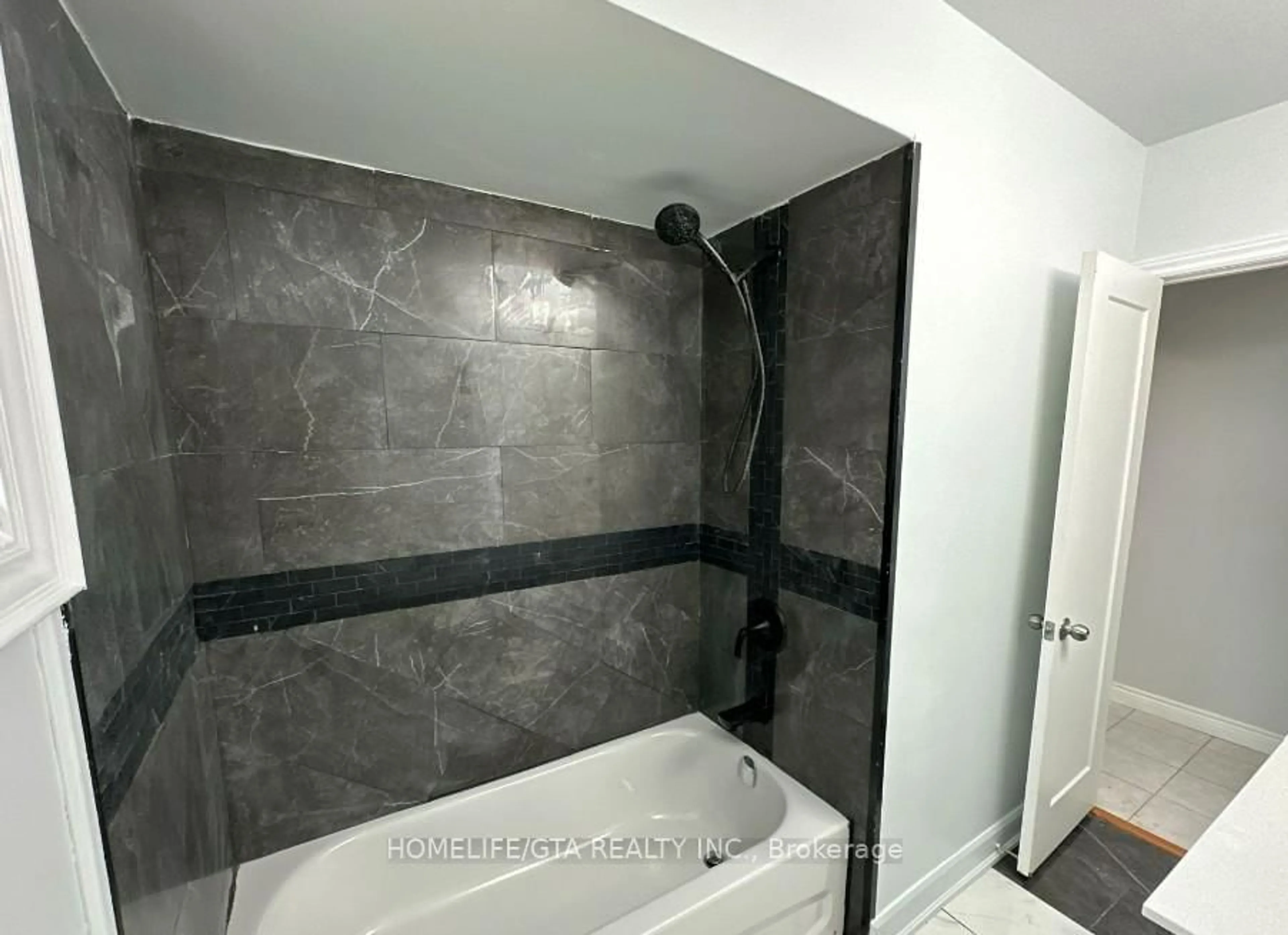 Contemporary bathroom, ceramic/tile floor for 20 Highland Rd, Hamilton Ontario L8J 2T7