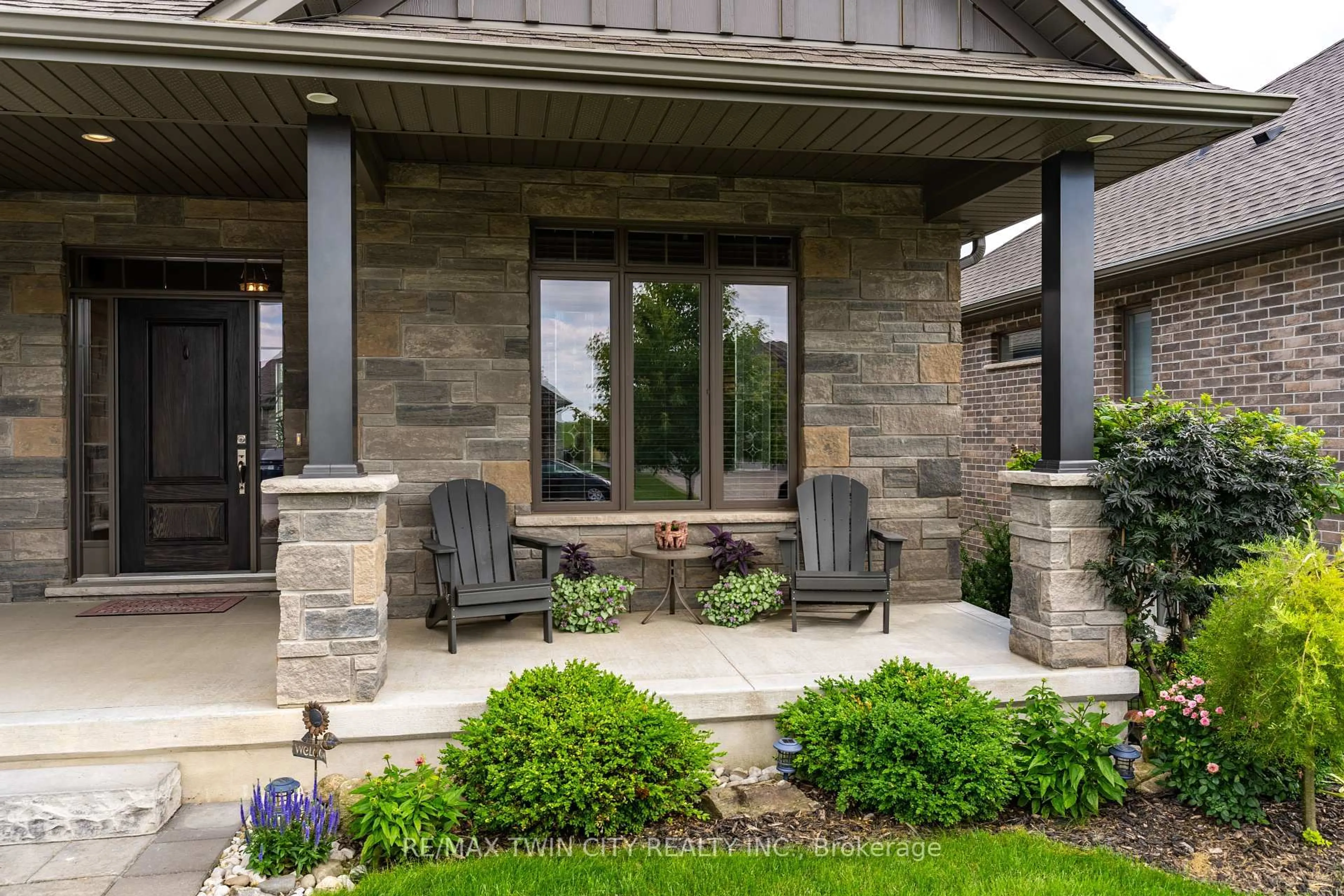 Patio, unknown for 147 Robin Ridge Dr, Central Elgin Ontario N0L 1B0