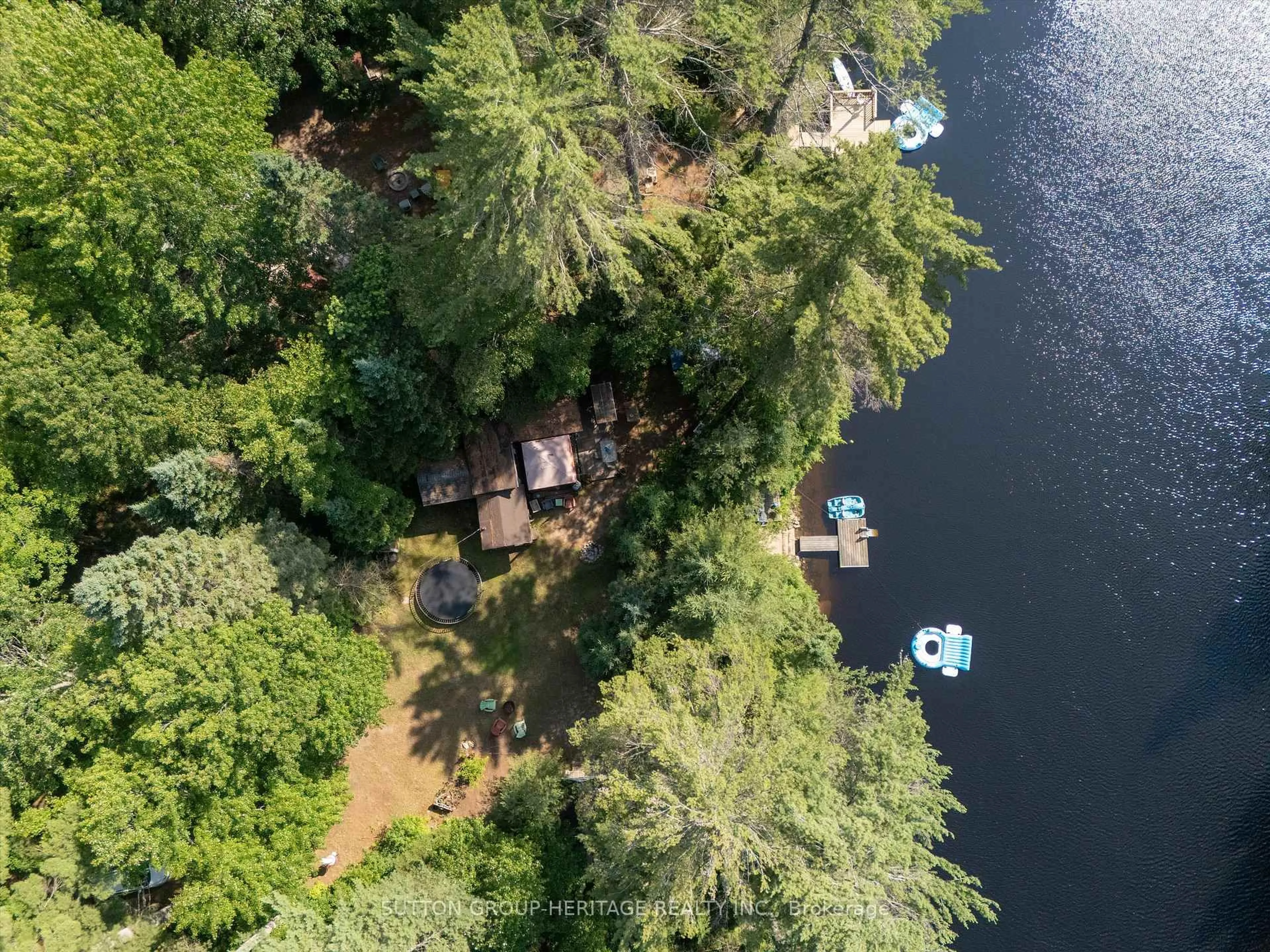 A pic from outside/outdoor area/front of a property/back of a property/a pic from drone, water/lake/river/ocean view for 188 BALSAM CHUTES Rd, Huntsville Ontario P0B 1L0
