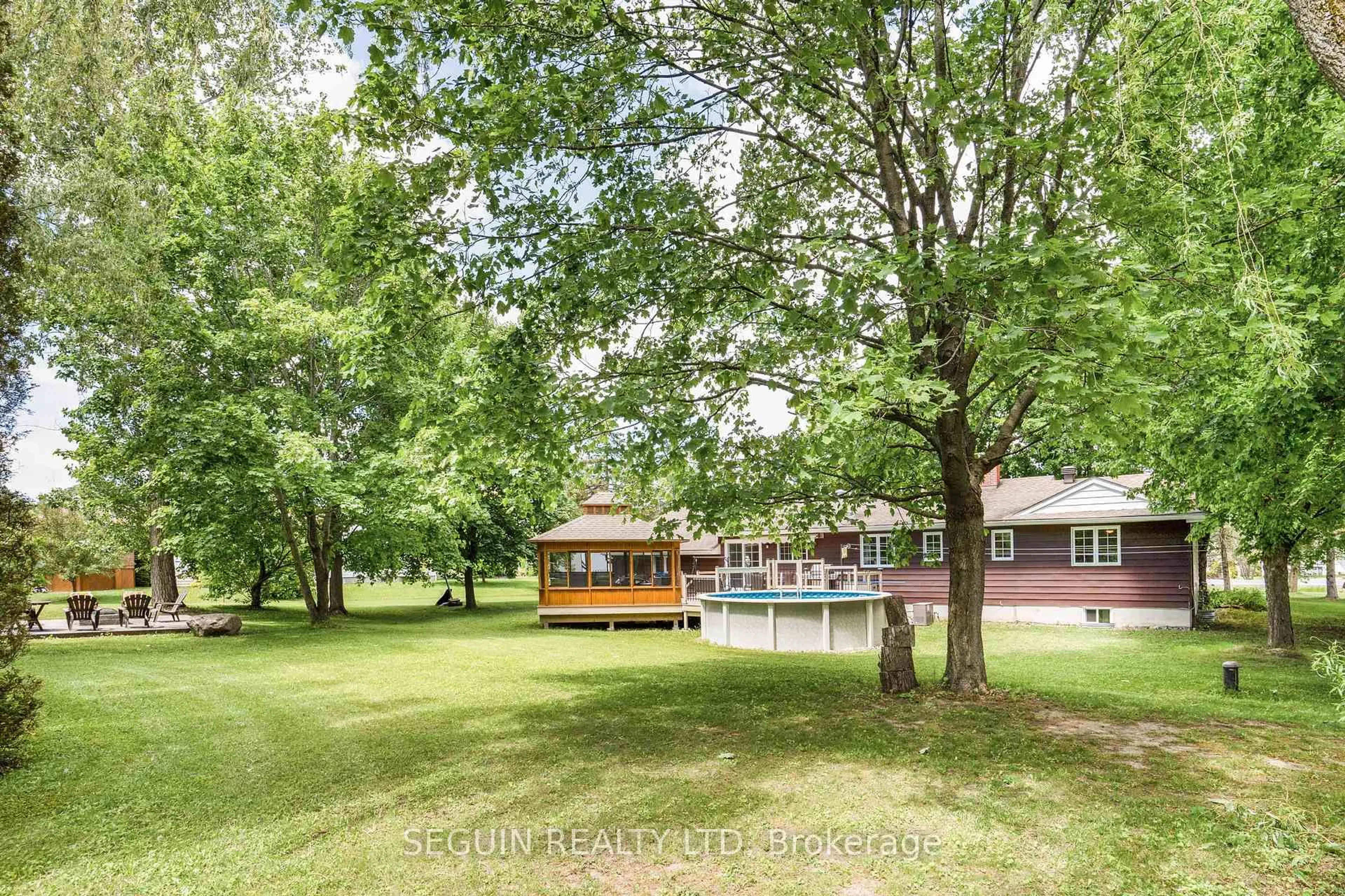 A pic from outside/outdoor area/front of a property/back of a property/a pic from drone, water/lake/river/ocean view for 373 Front Rd, Champlain Ontario K0B 1K0