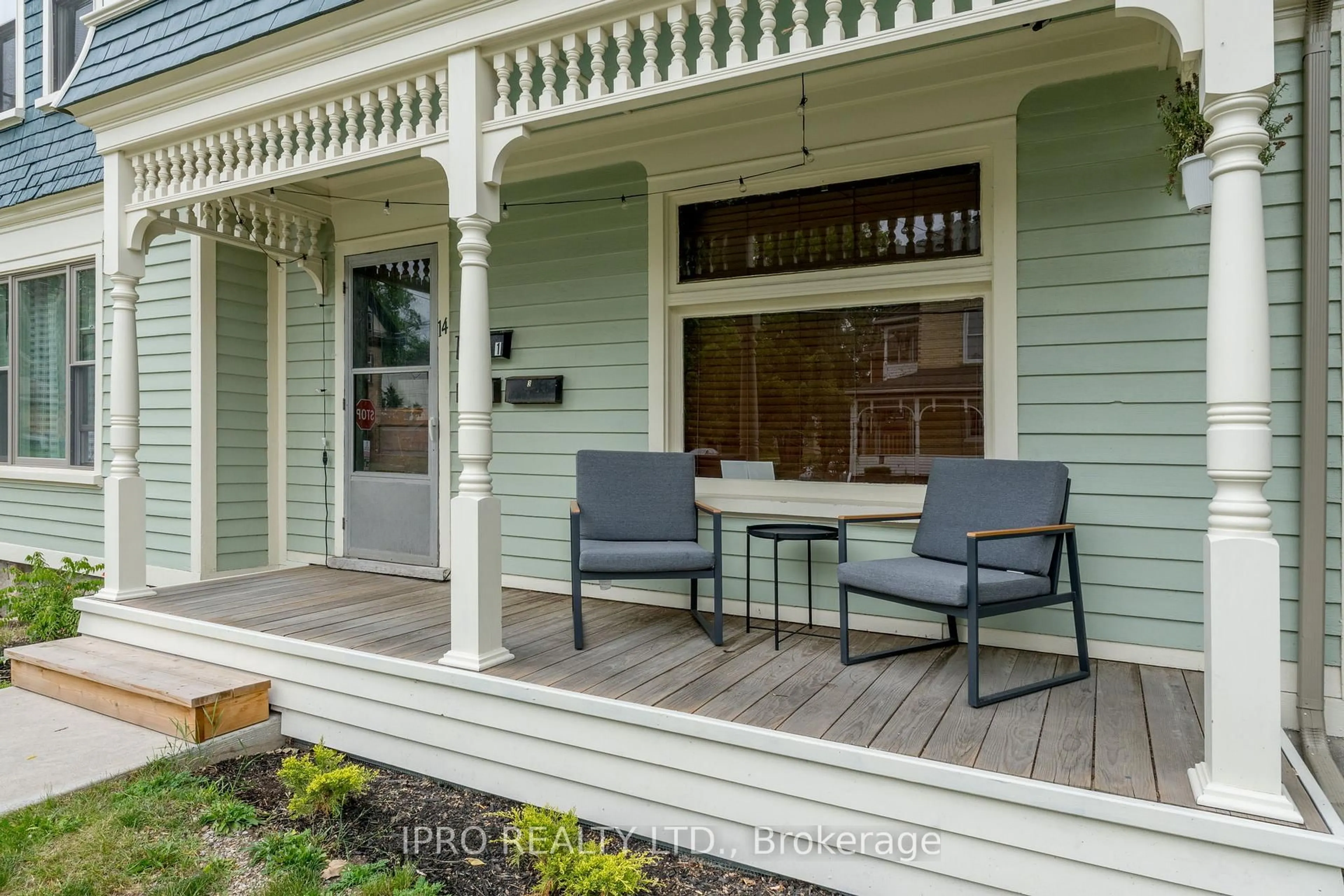 Patio, street for 14 Young St, Waterloo Ontario N2L 2Y8