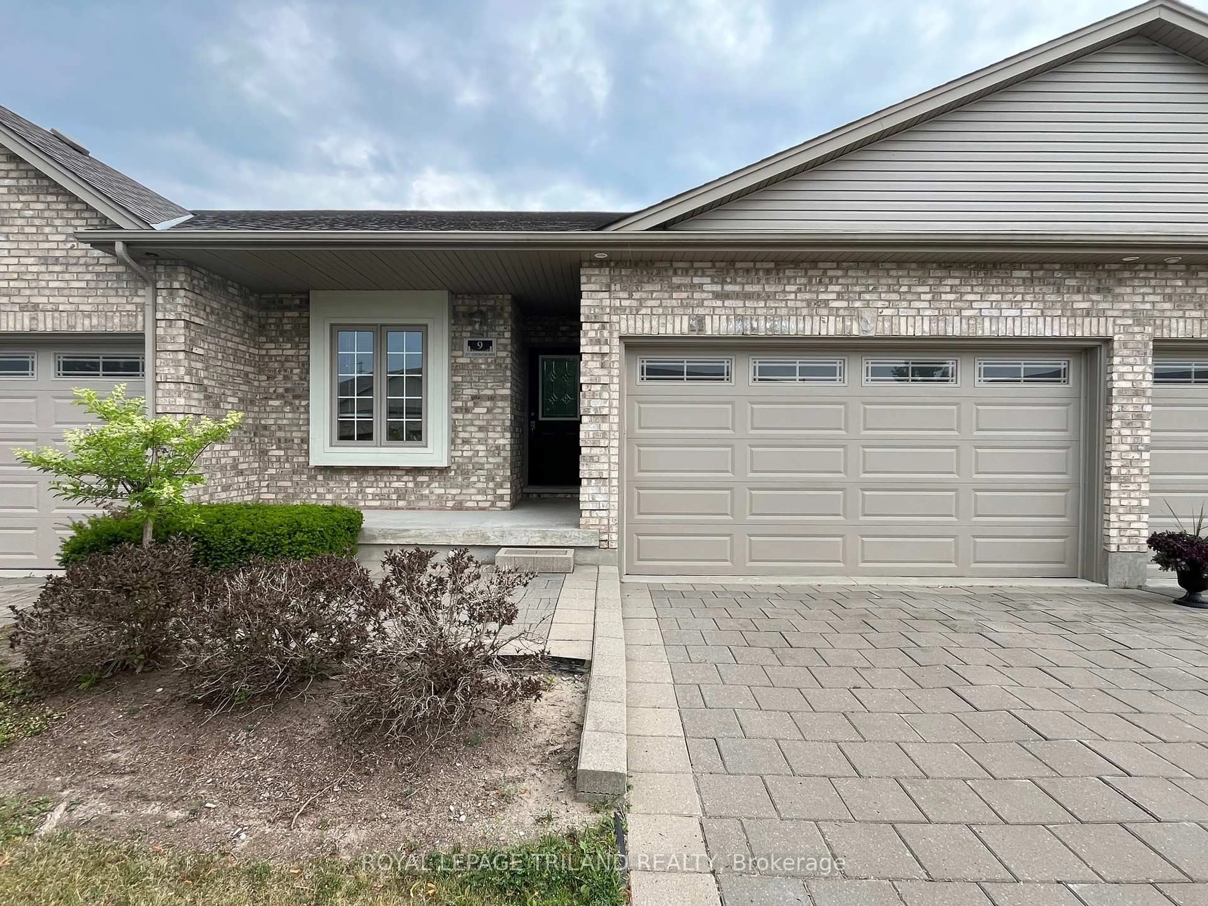 Home with brick exterior material, street for 1571 Coronation Dr #9, London North Ontario N6G 5N9