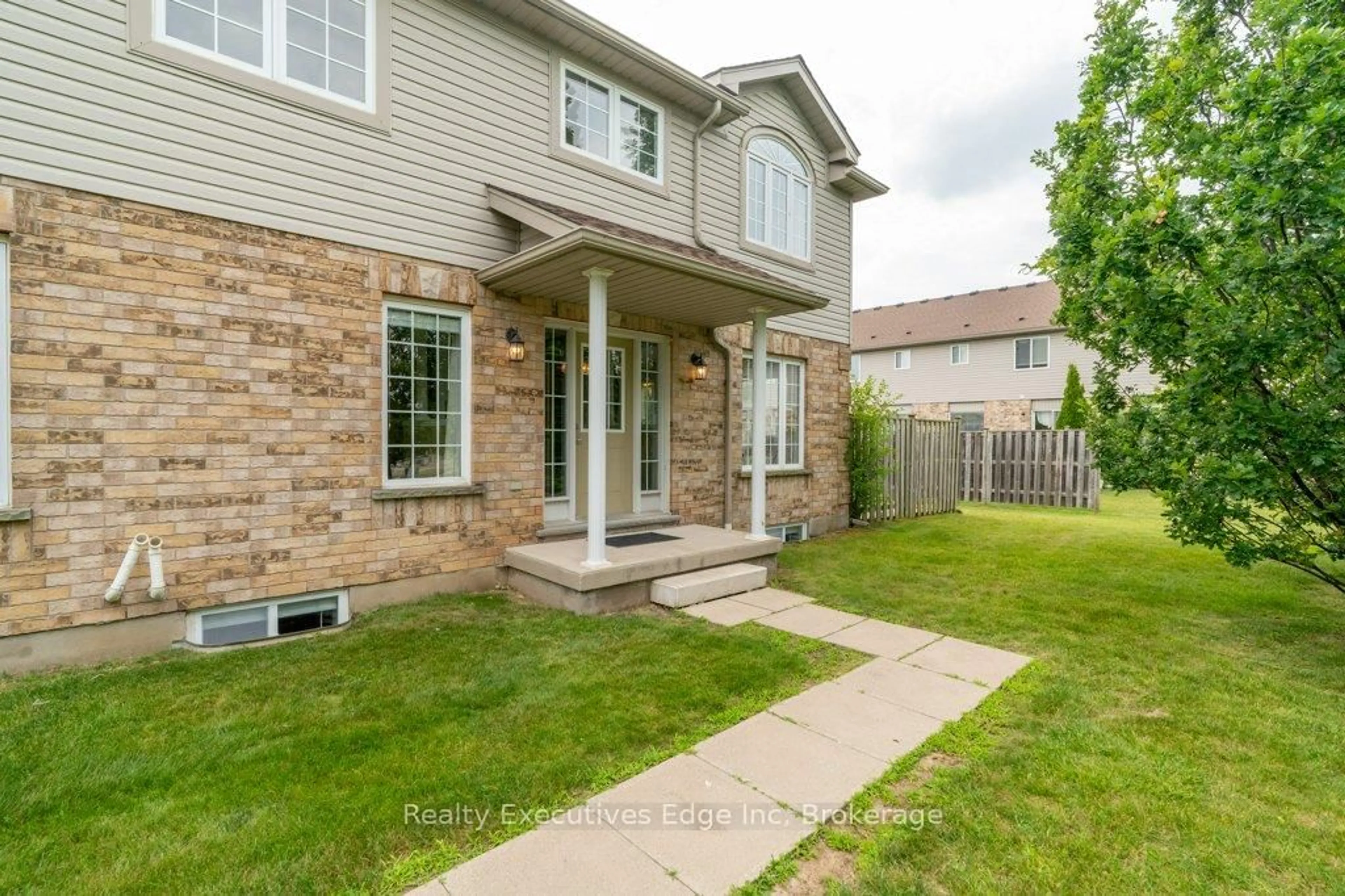 Unknown for 210 Dawn Ave #23, Guelph Ontario N1G 5L5