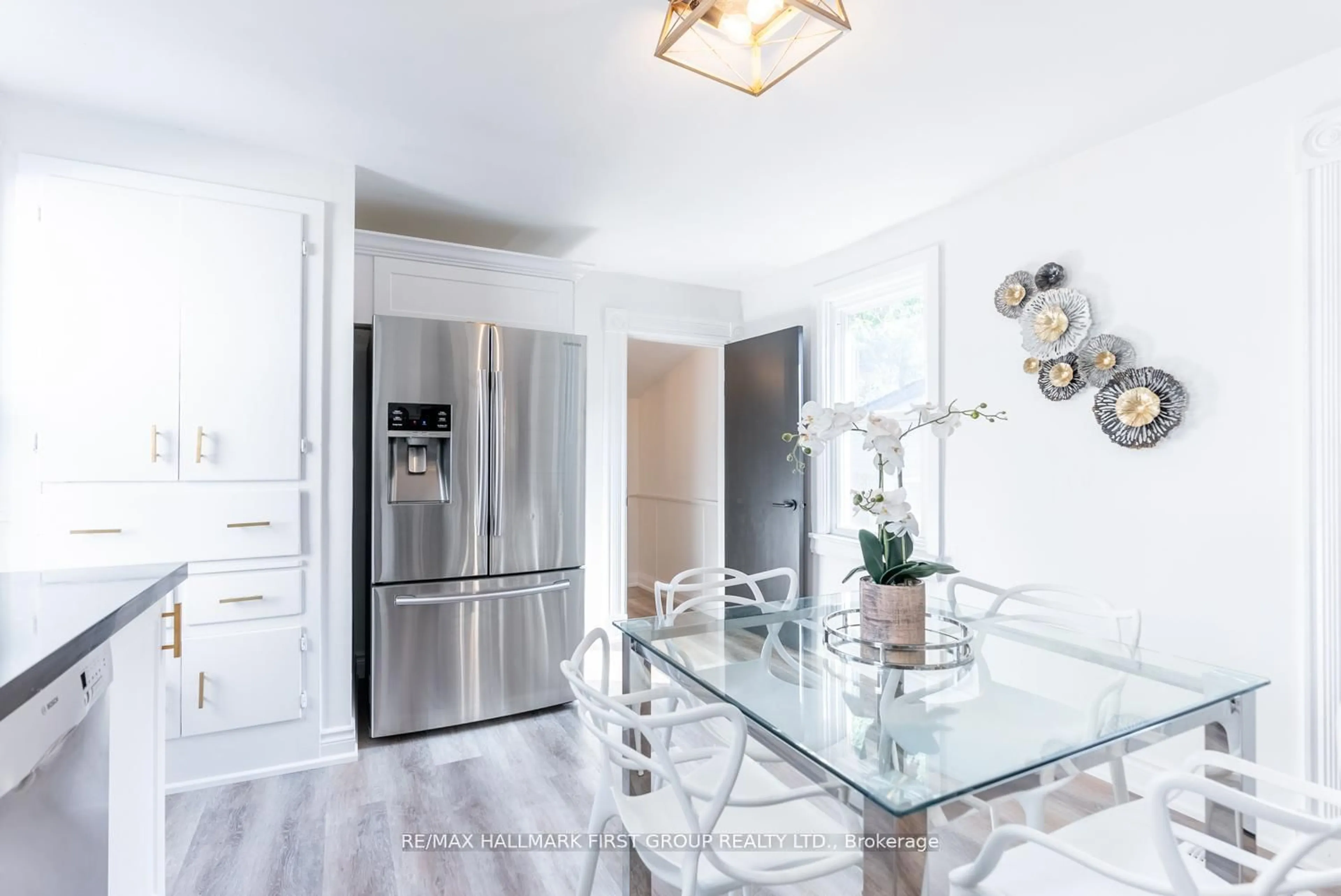 Open concept kitchen, unknown for 53 Queenston St, St. Catharines Ontario L2R 2Z1