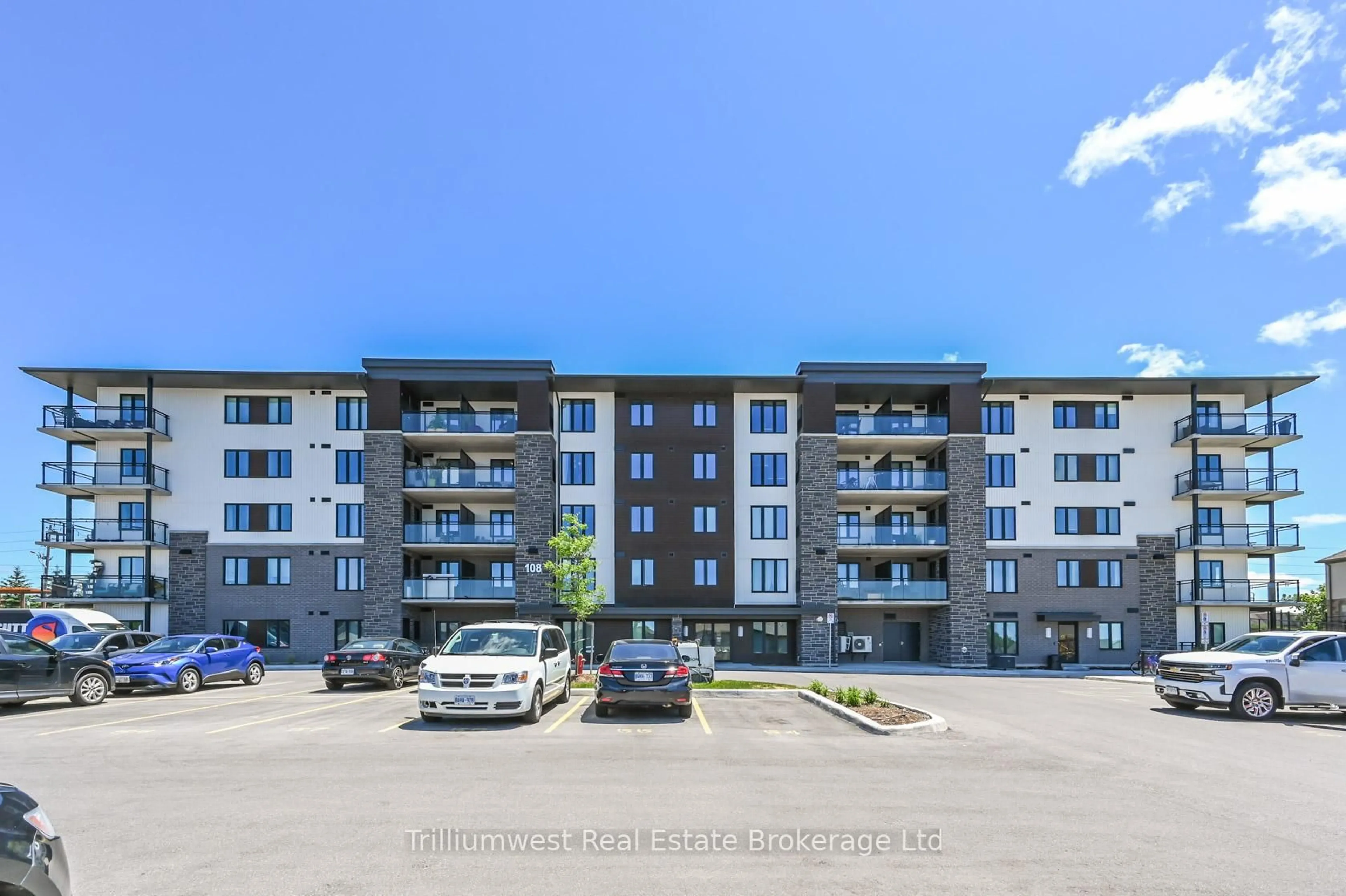 Unknown for 108 Summit Ridge Dr #5, Guelph Ontario N1E 0P8