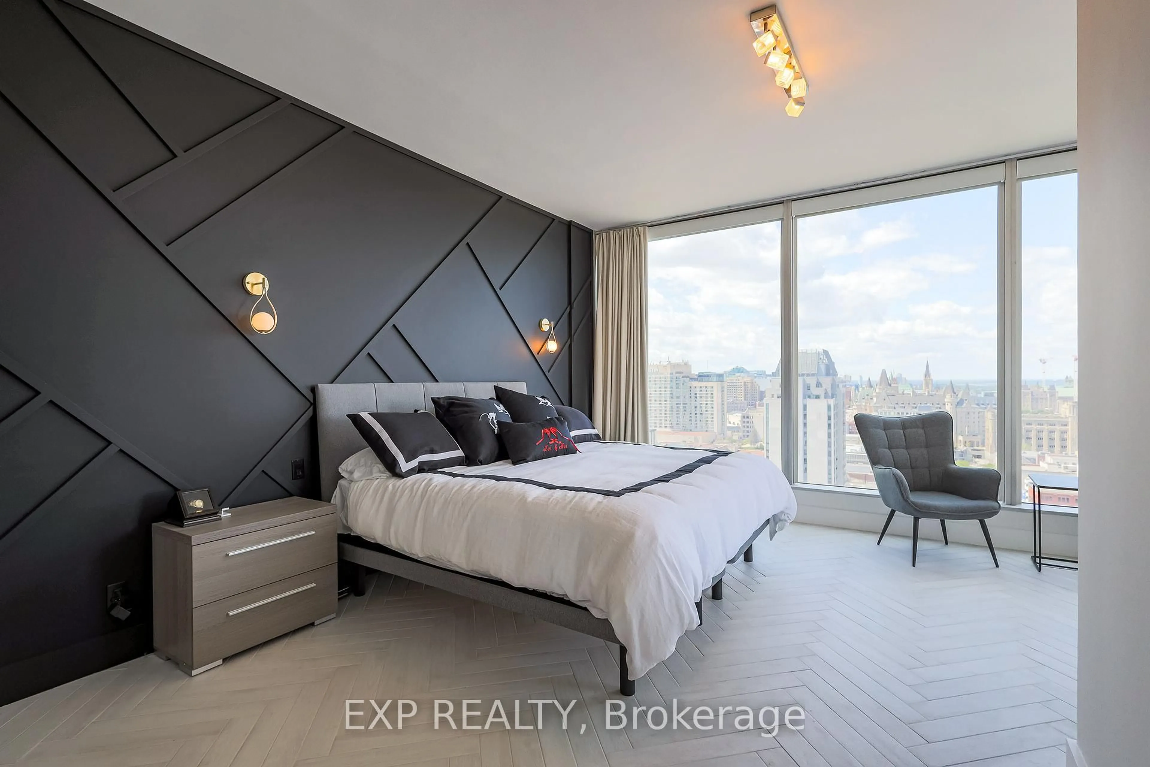 Bedroom with bed, unknown for 160 George St #2502, Ottawa Ontario K1N 9M2