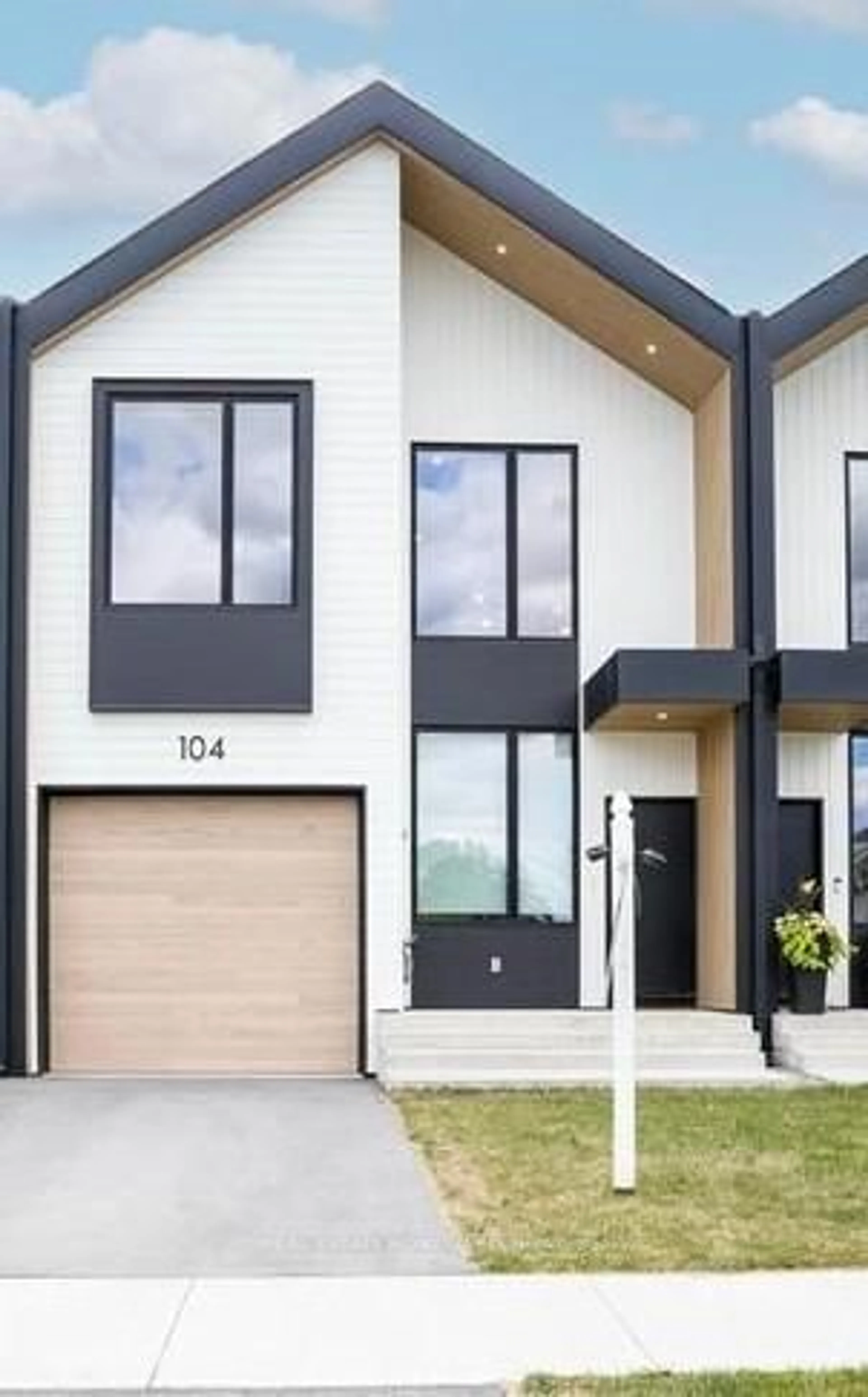 Home with brick exterior material, street for 104 Lametti Dr, Pelham Ontario L0S 1E6