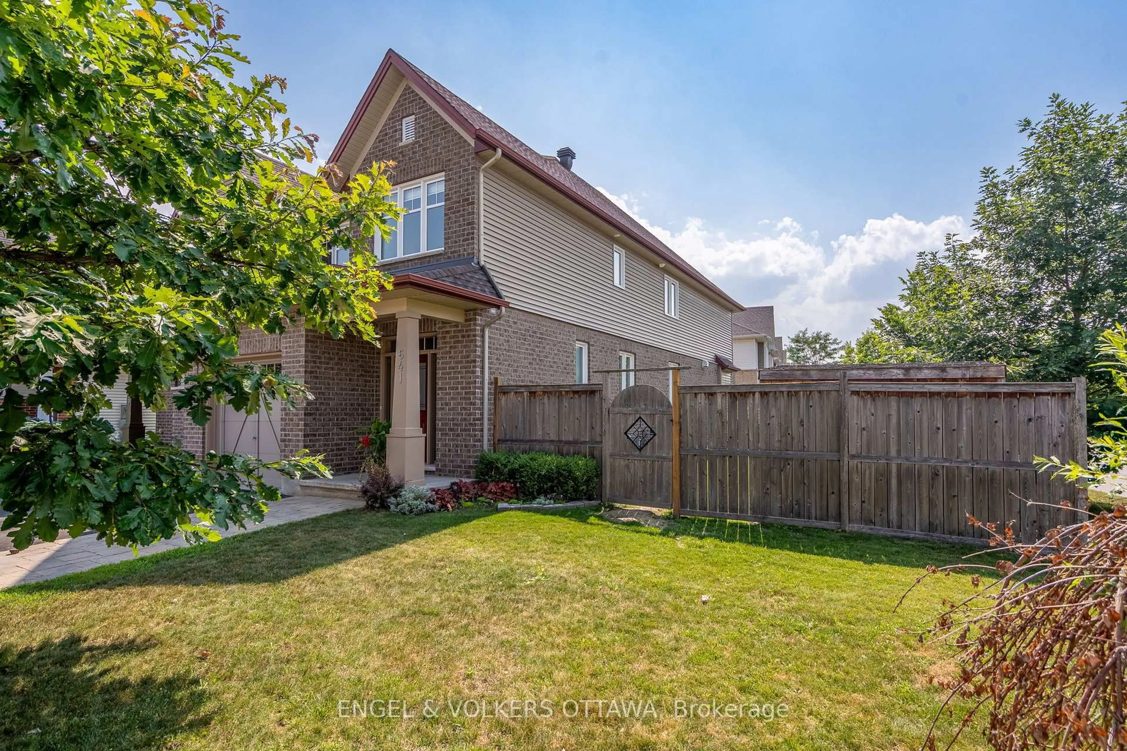 Unknown for 641 Willowmere Way, Ottawa Ontario K1T 0K1