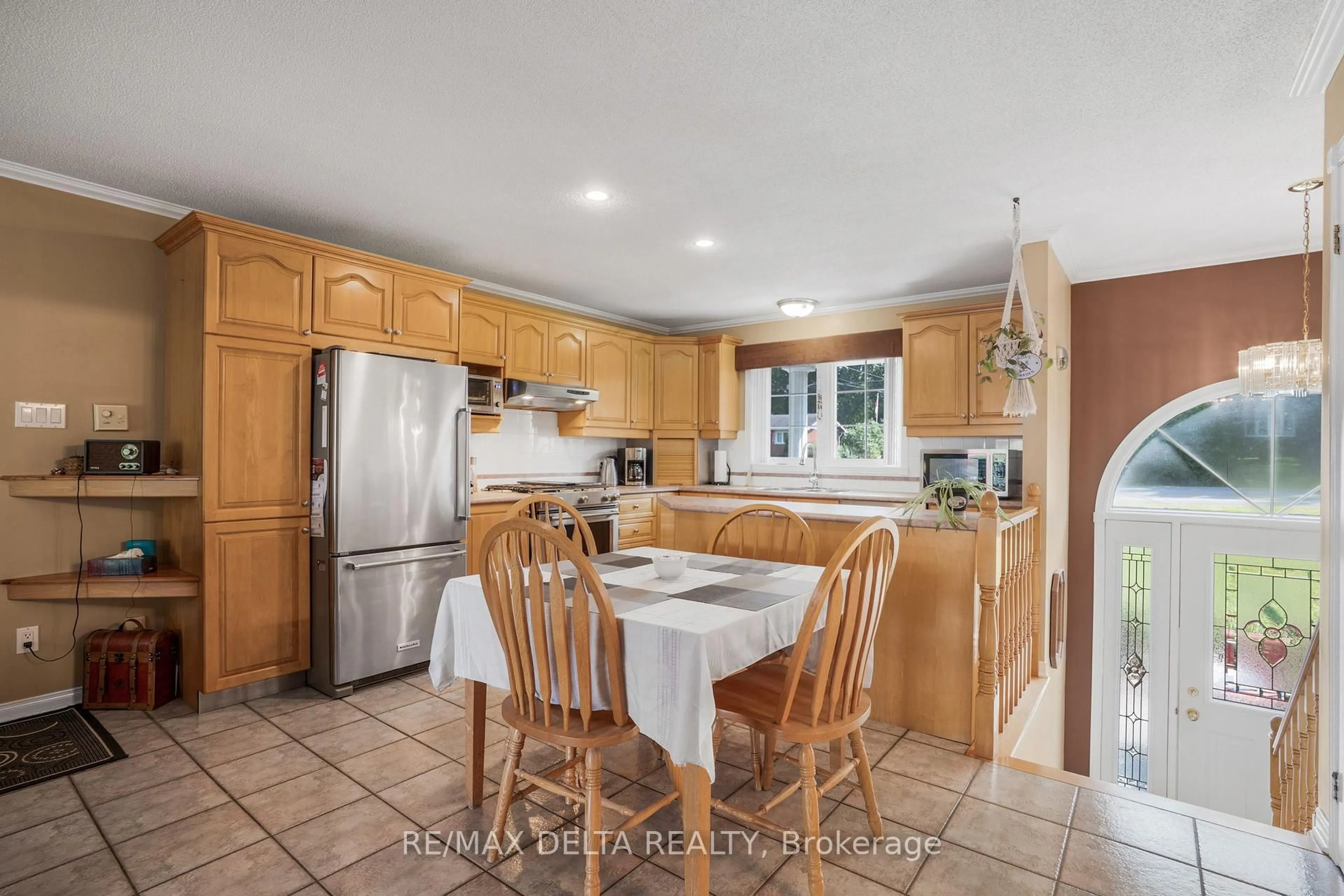 Open concept kitchen, ceramic/tile floor for 3459 Principale St, Alfred and Plantagenet Ontario K0A 3K0