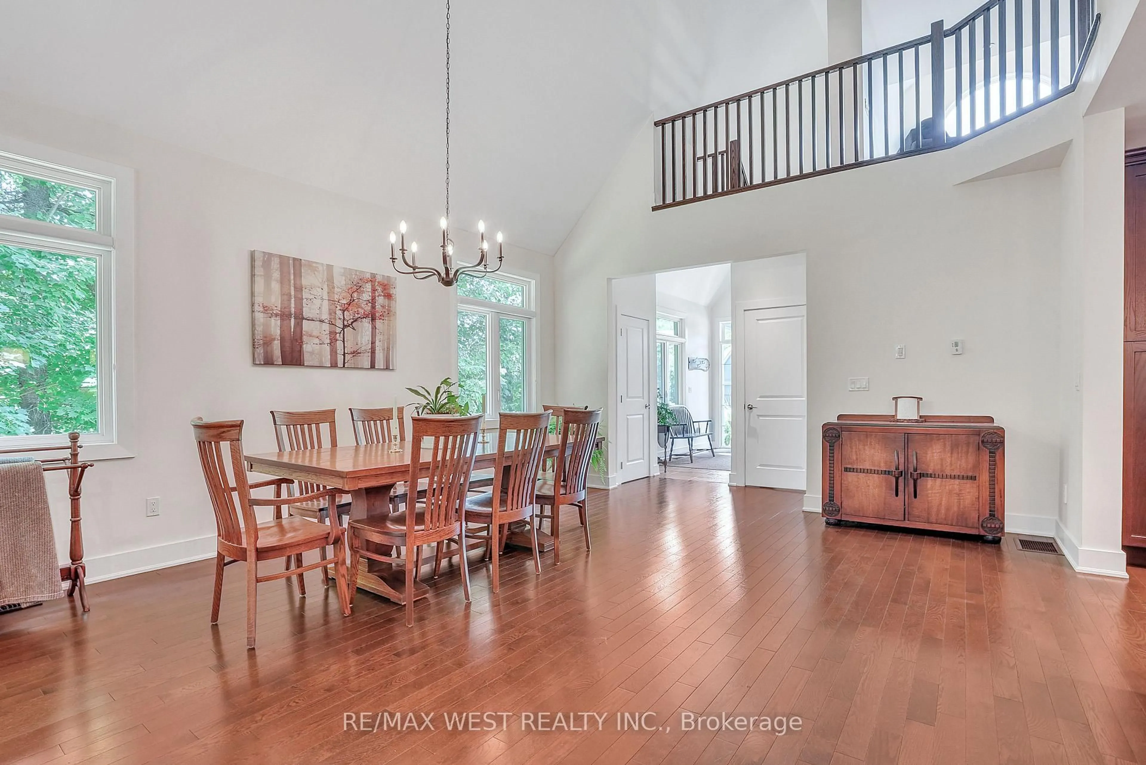 Dining room, unknown for 8 Westwind Crt, Gravenhurst Ontario P1P 0A1