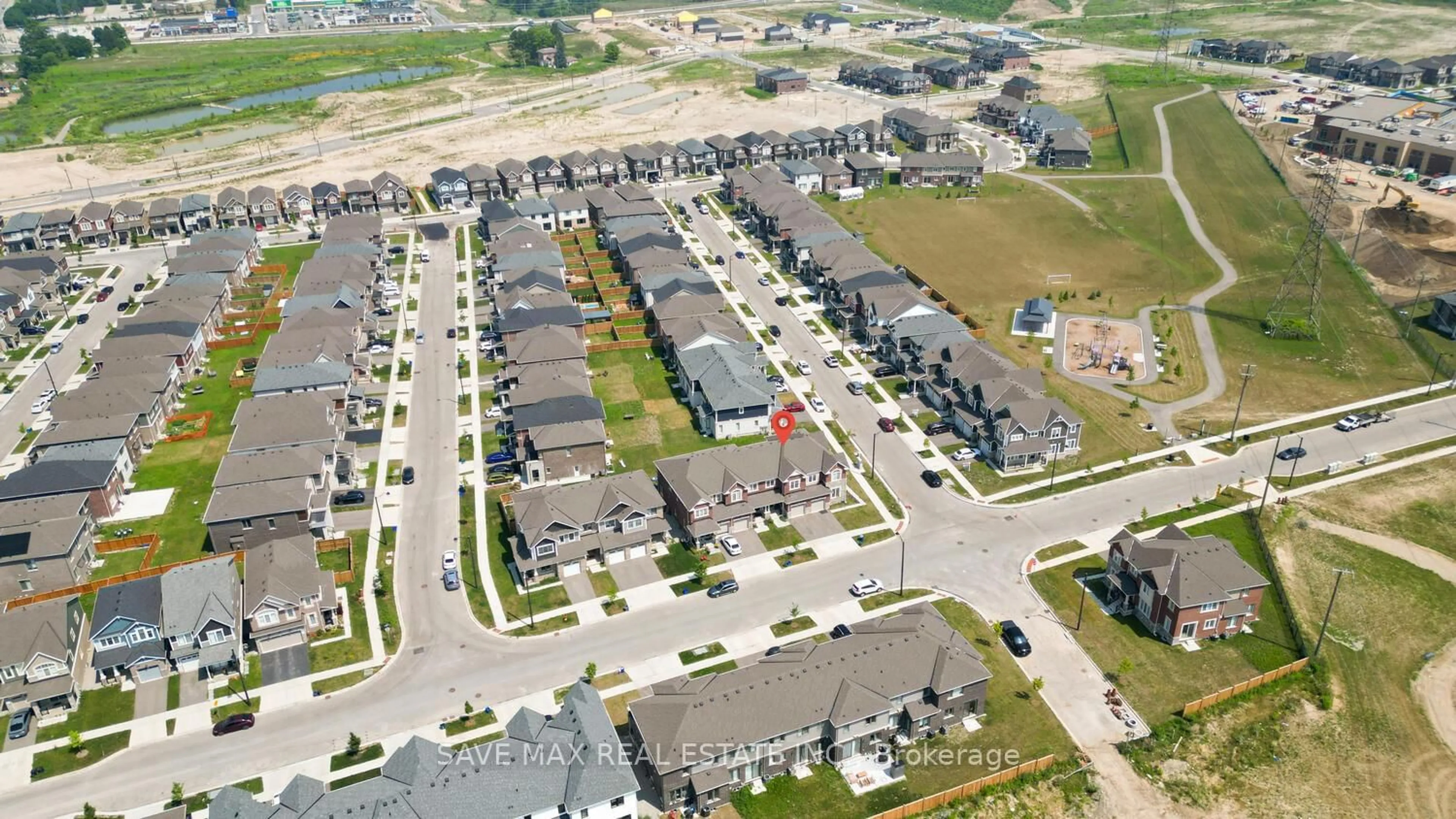 A pic from outside/outdoor area/front of a property/back of a property/a pic from drone, street for 73 Forestwalk St, Kitchener Ontario N2R 0S3