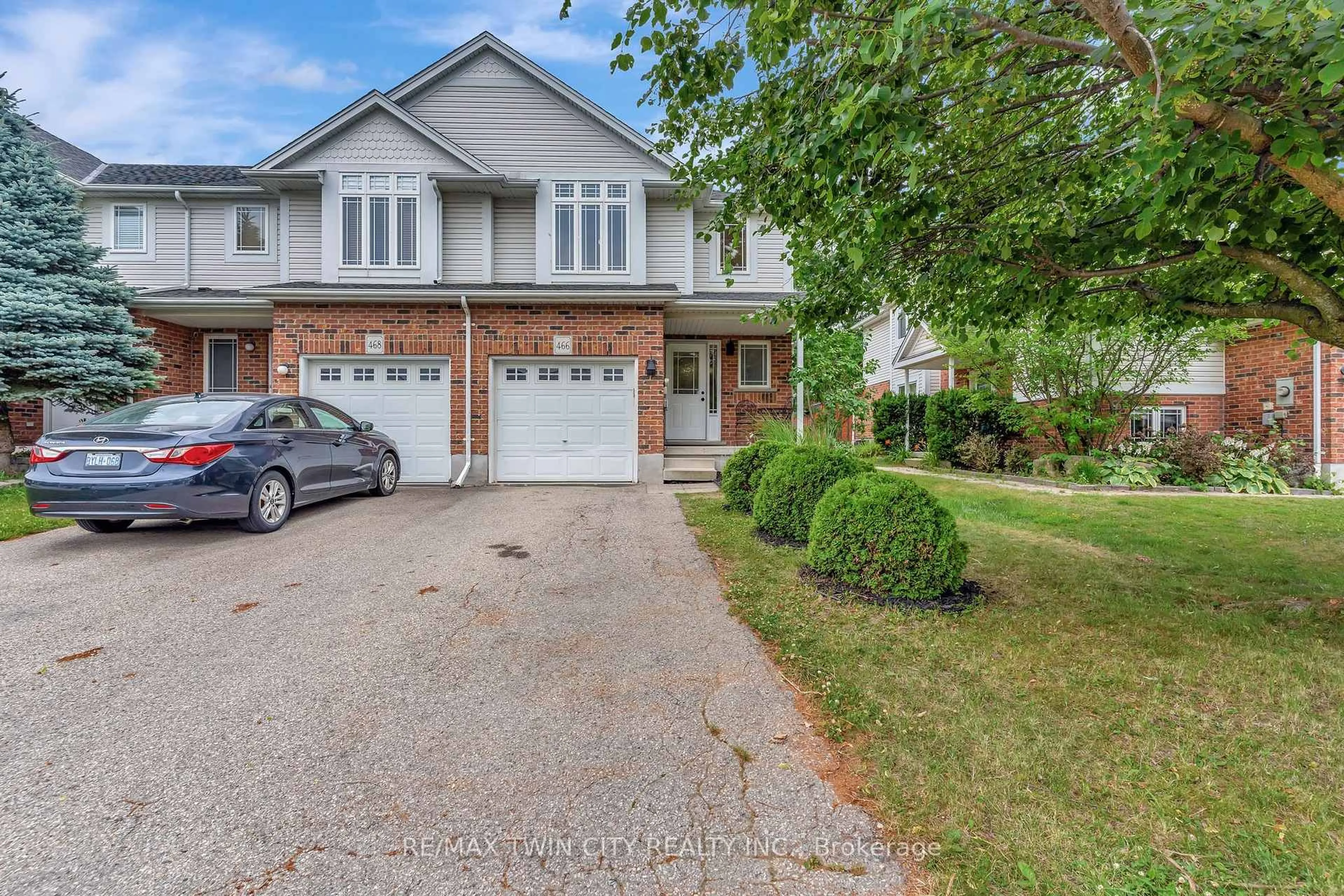 Home with brick exterior material, street for 466 Annapolis Crt, Waterloo Ontario N2E 4E8