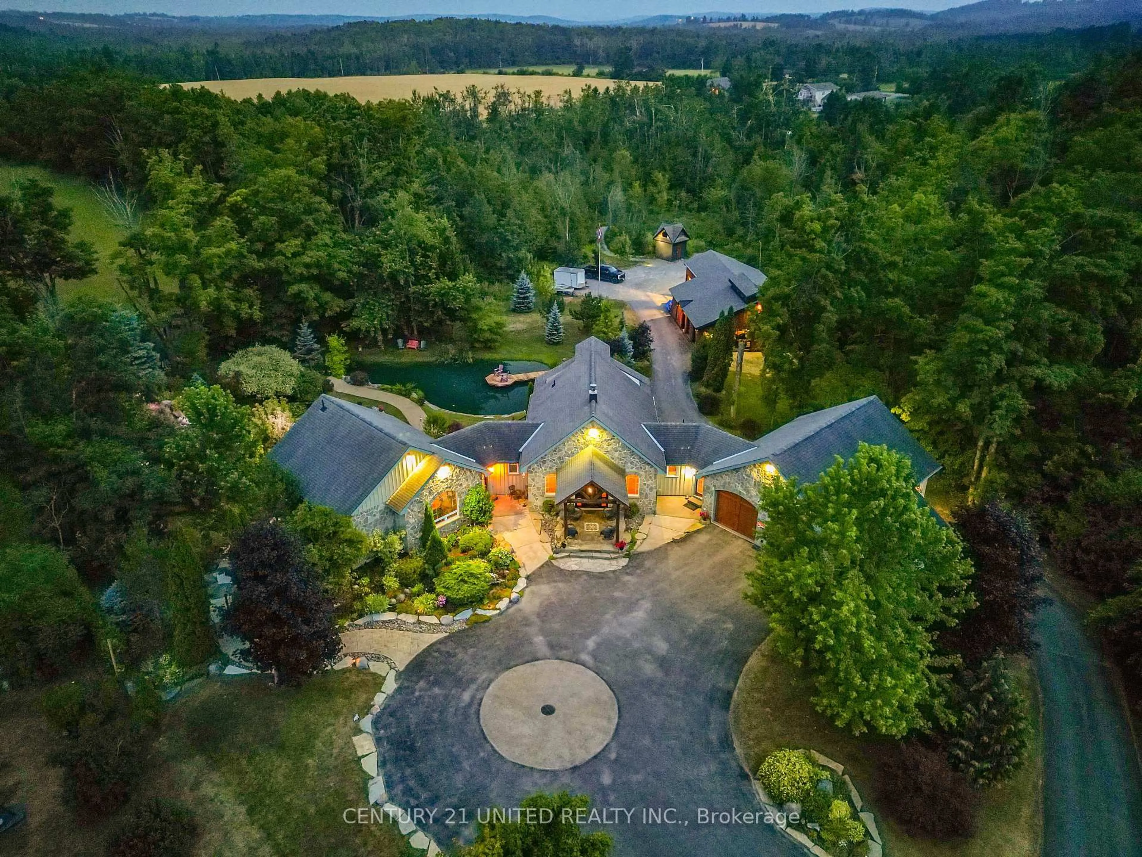A pic from outside/outdoor area/front of a property/back of a property/a pic from drone, mountain view for 15 Trillium Crt, Kawartha Lakes Ontario K0L 2W0