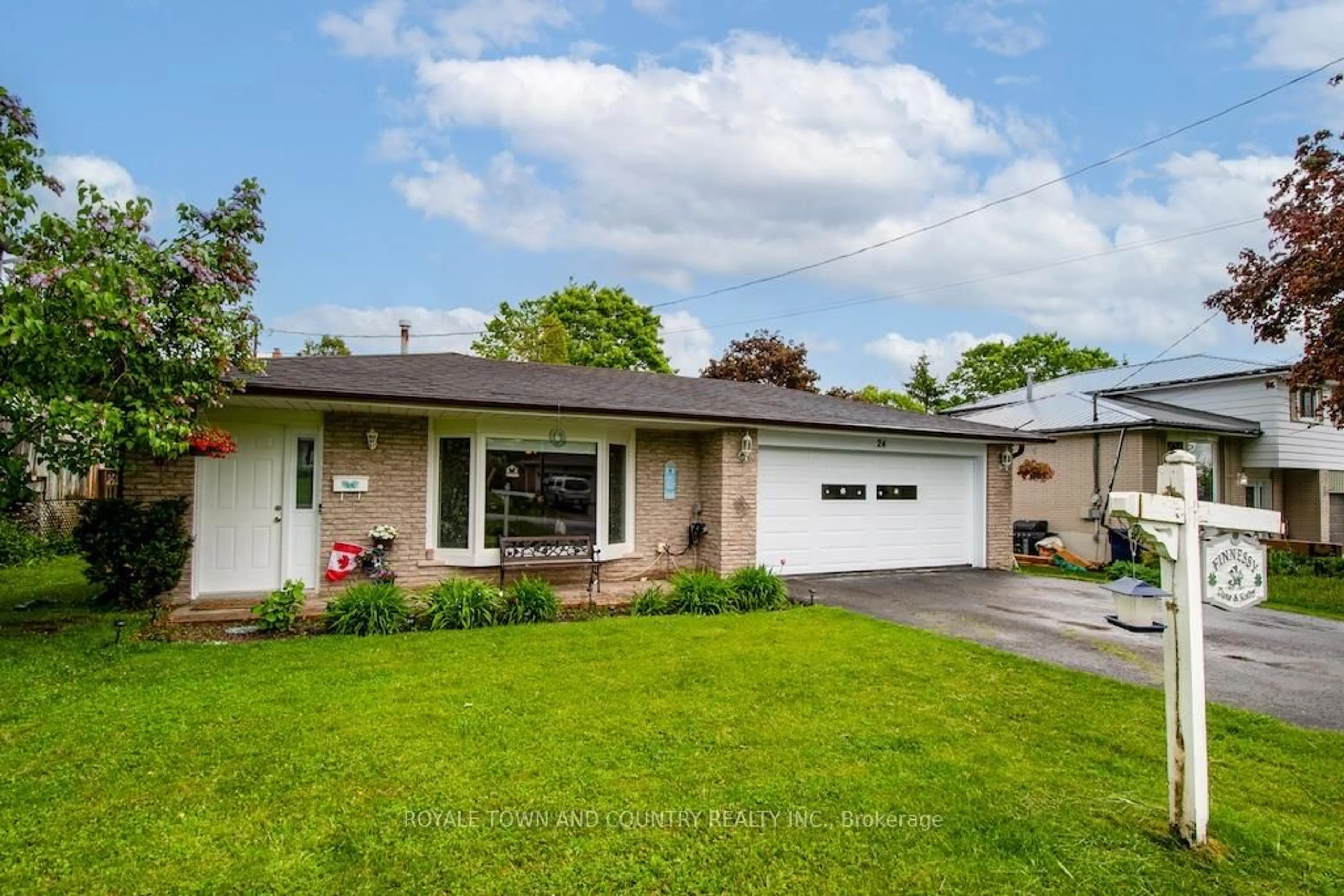 Home with vinyl exterior material, street for 24 Mohawk Dr, Kawartha Lakes Ontario K9V 4R1