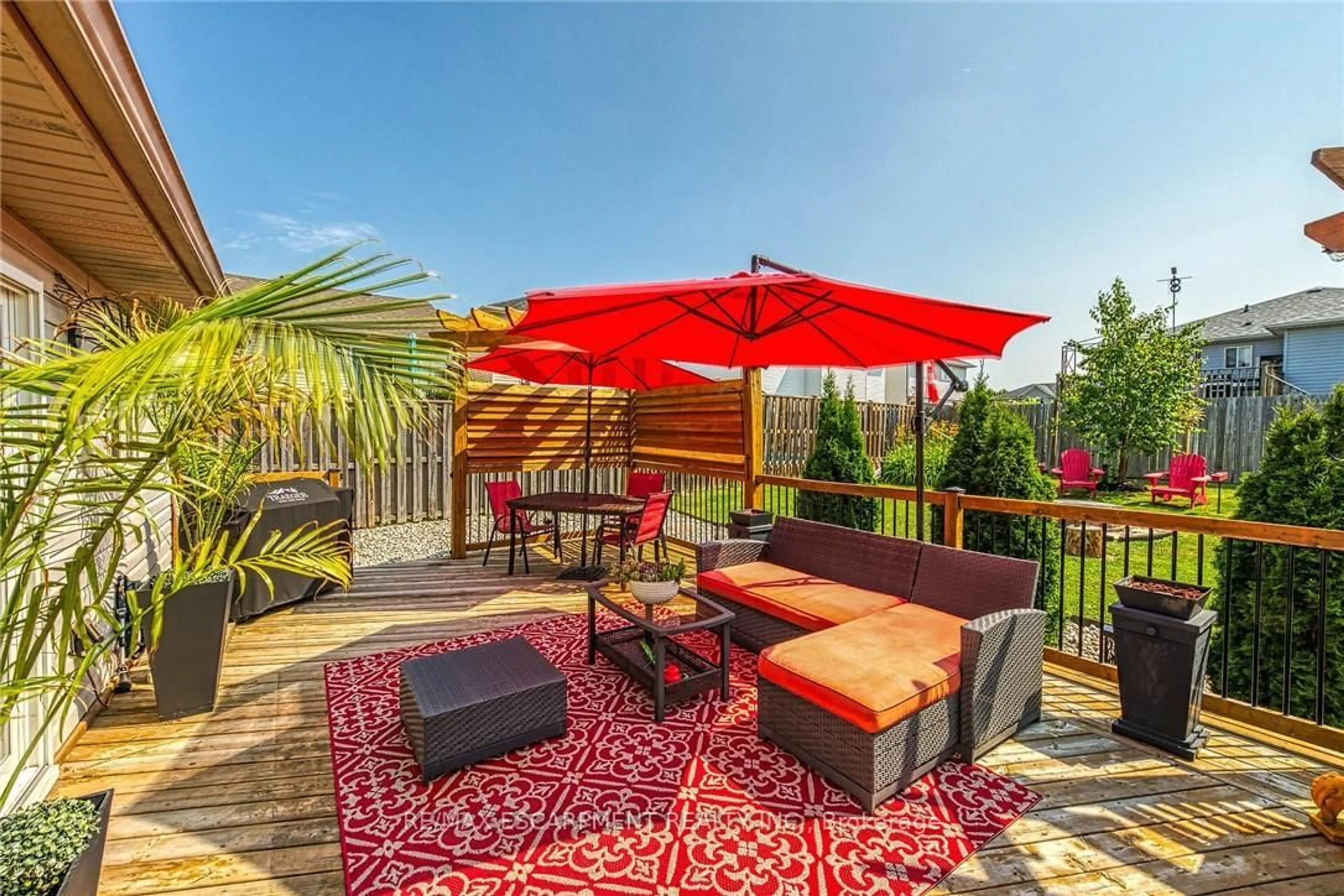 Patio, street for 5 CARNEGIE Crt, Haldimand Ontario N3W 2M8