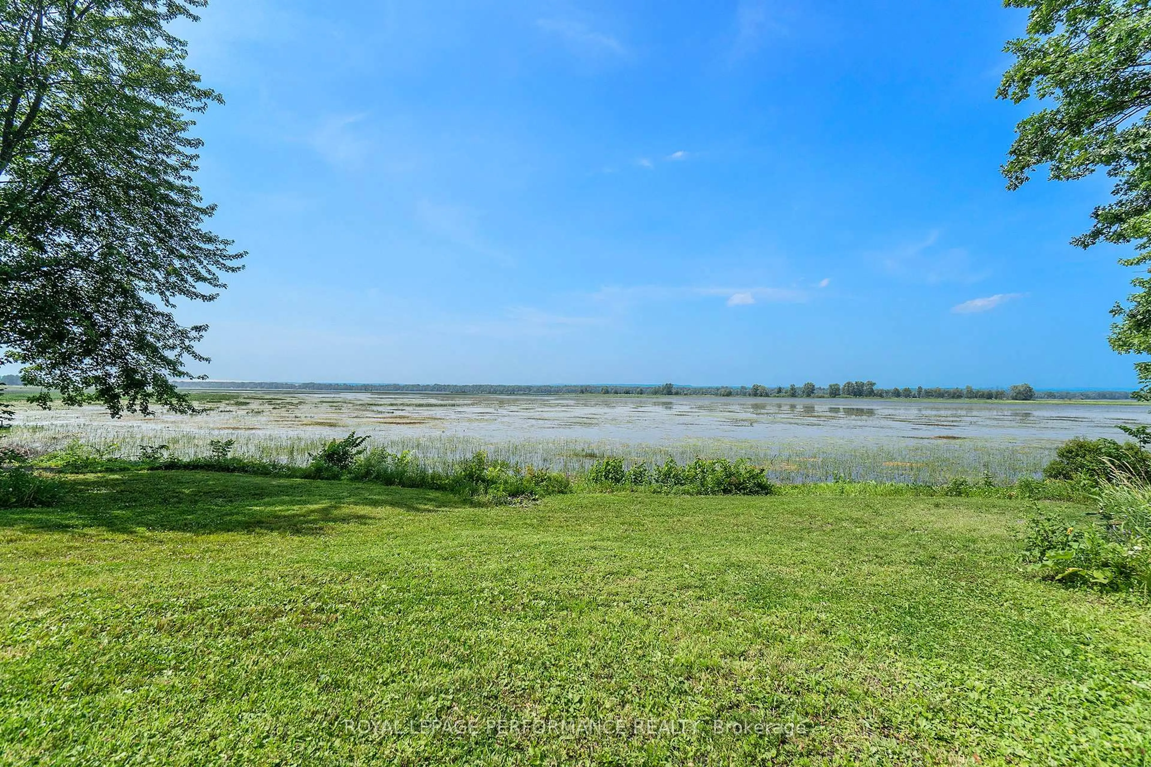 A pic from outside/outdoor area/front of a property/back of a property/a pic from drone, water/lake/river/ocean view for 9360 County Road 17 Rd, Clarence-Rockland Ontario K4K 1K9