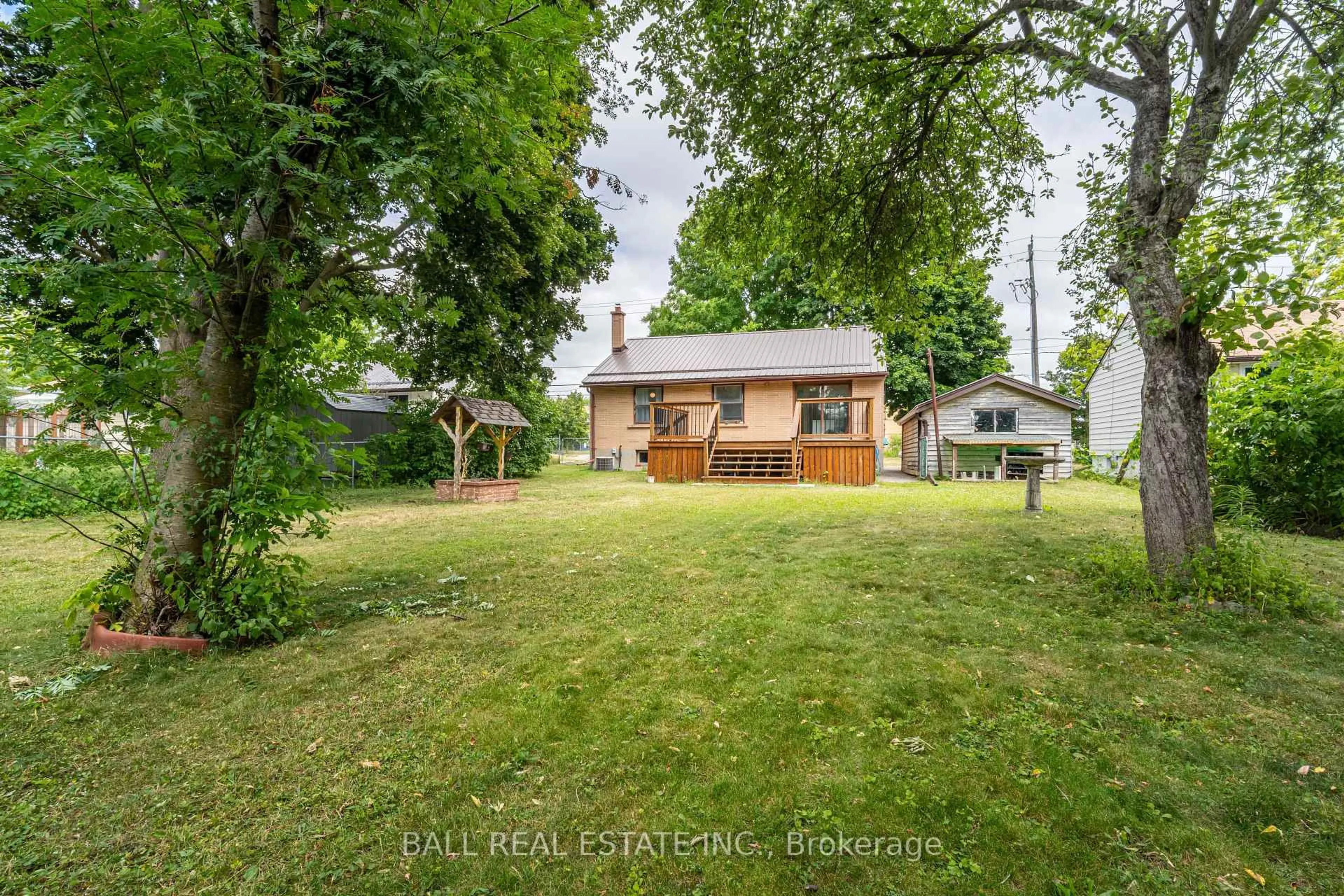 A pic from outside/outdoor area/front of a property/back of a property/a pic from drone, street for 45 Goodfellow Rd, Peterborough South Ontario K9J 5W8