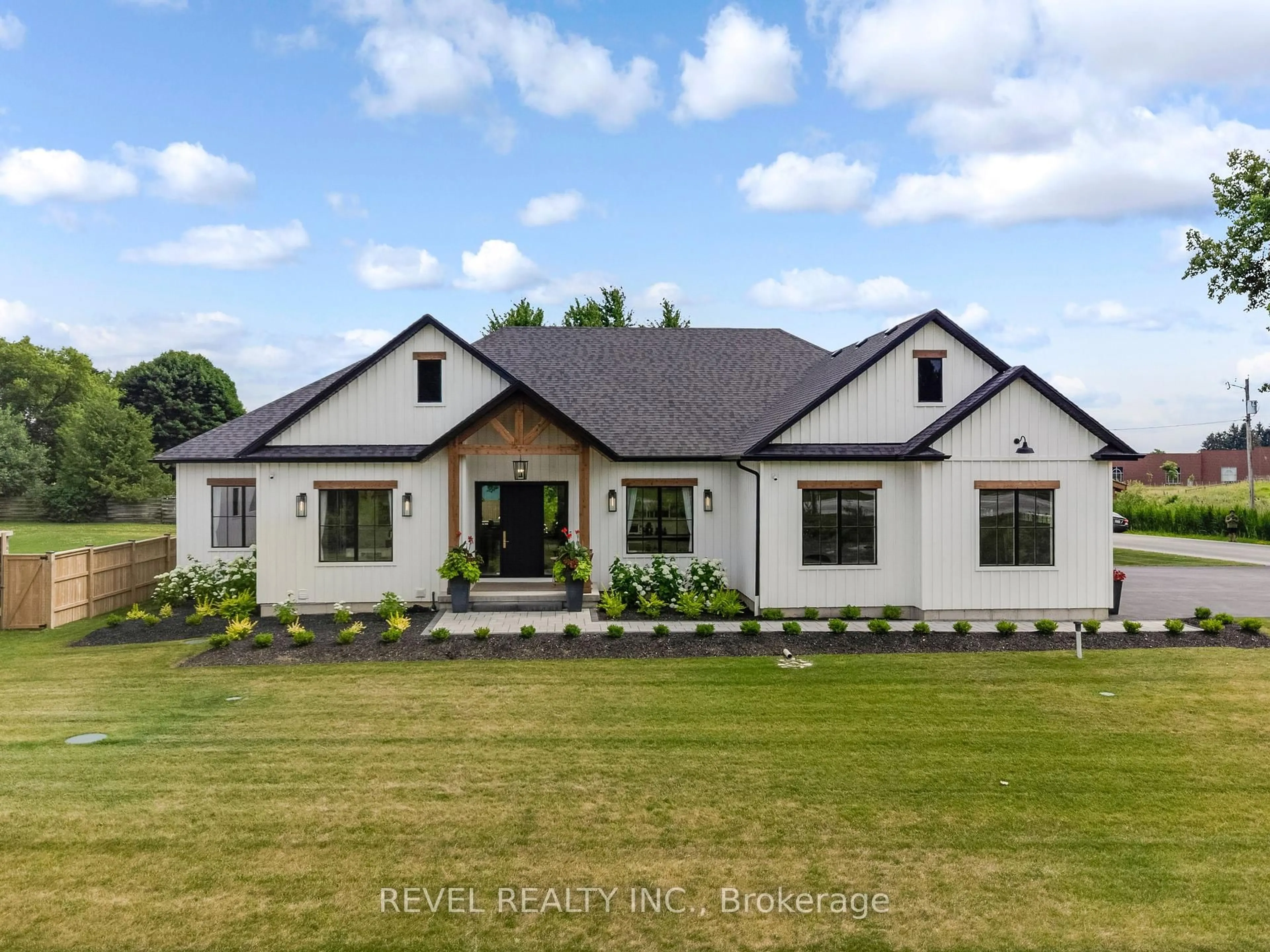 Home with brick exterior material, unknown for 4678 Lobsinger Line, Wellesley Ontario N0K 1L0
