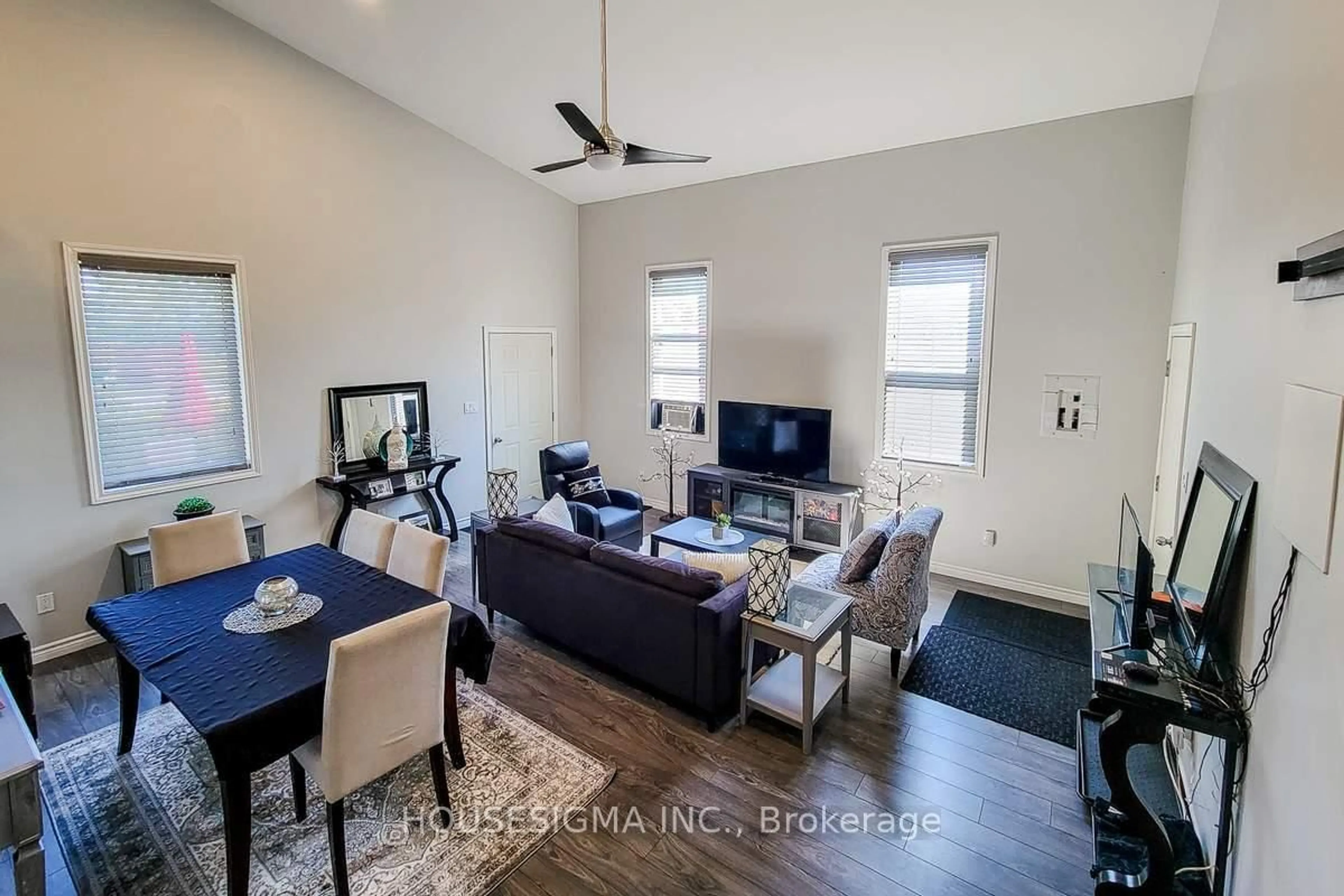 Living room with furniture, unknown for 14 Westmoreland Lane, Haldimand Ontario N0A 1P0
