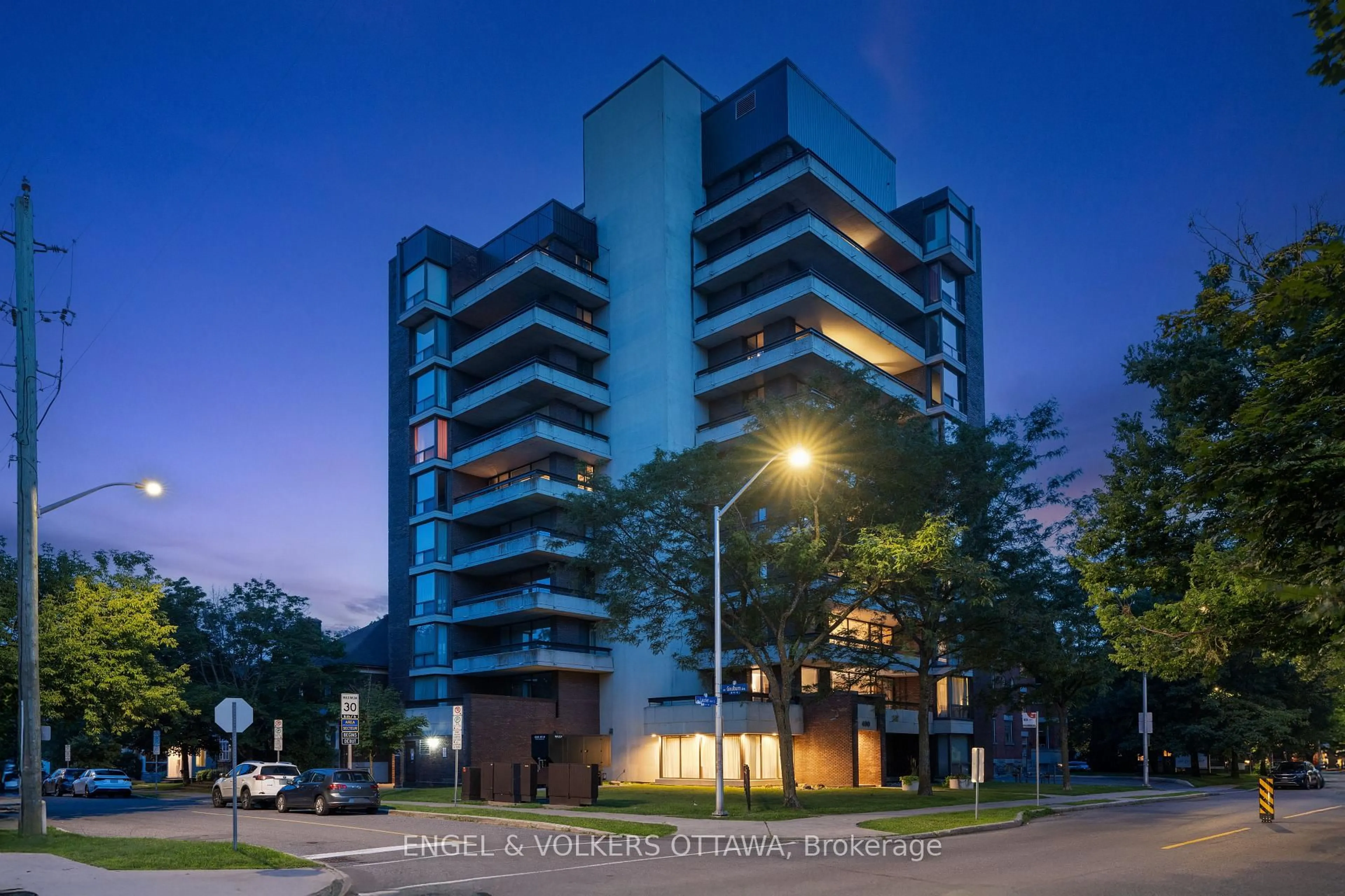 Unknown for 400 Laurier Ave #8A, Ottawa Ontario K1N 8Y2