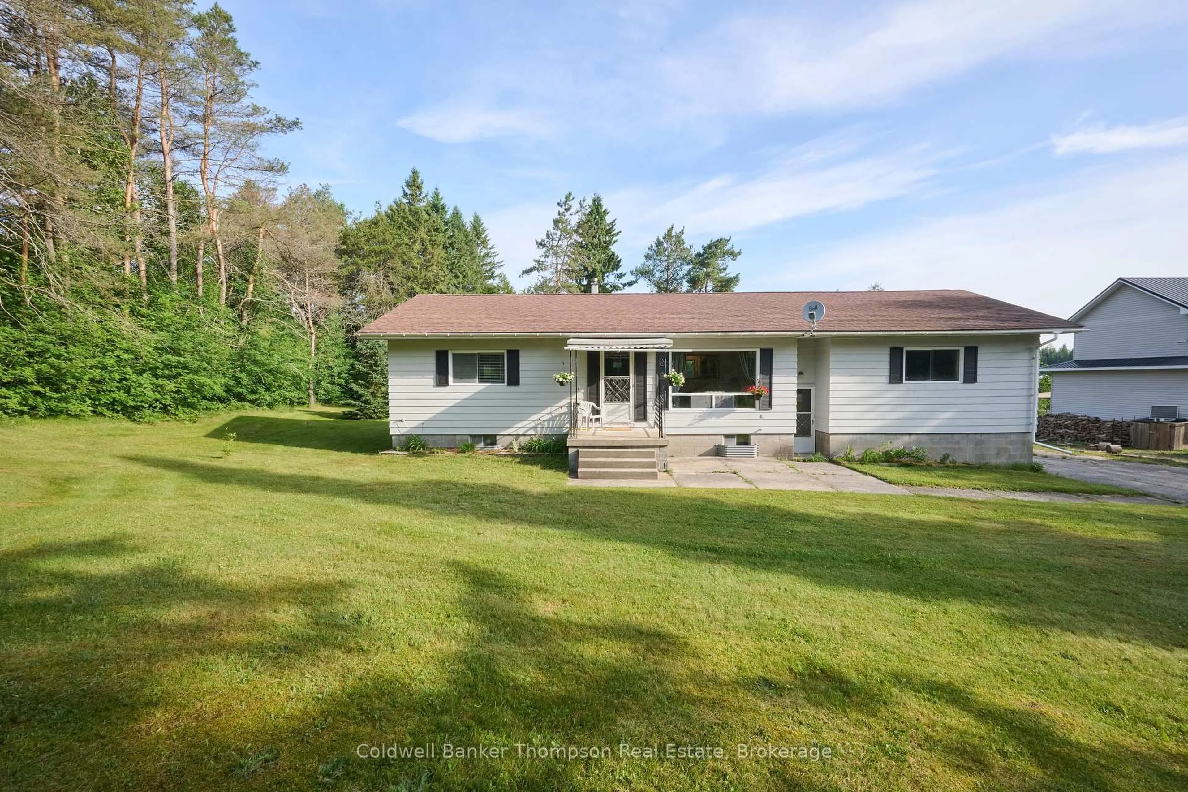 A pic from outside/outdoor area/front of a property/back of a property/a pic from drone, unknown for 28 Star Lake Rd, Perry Ontario P0A 1J0