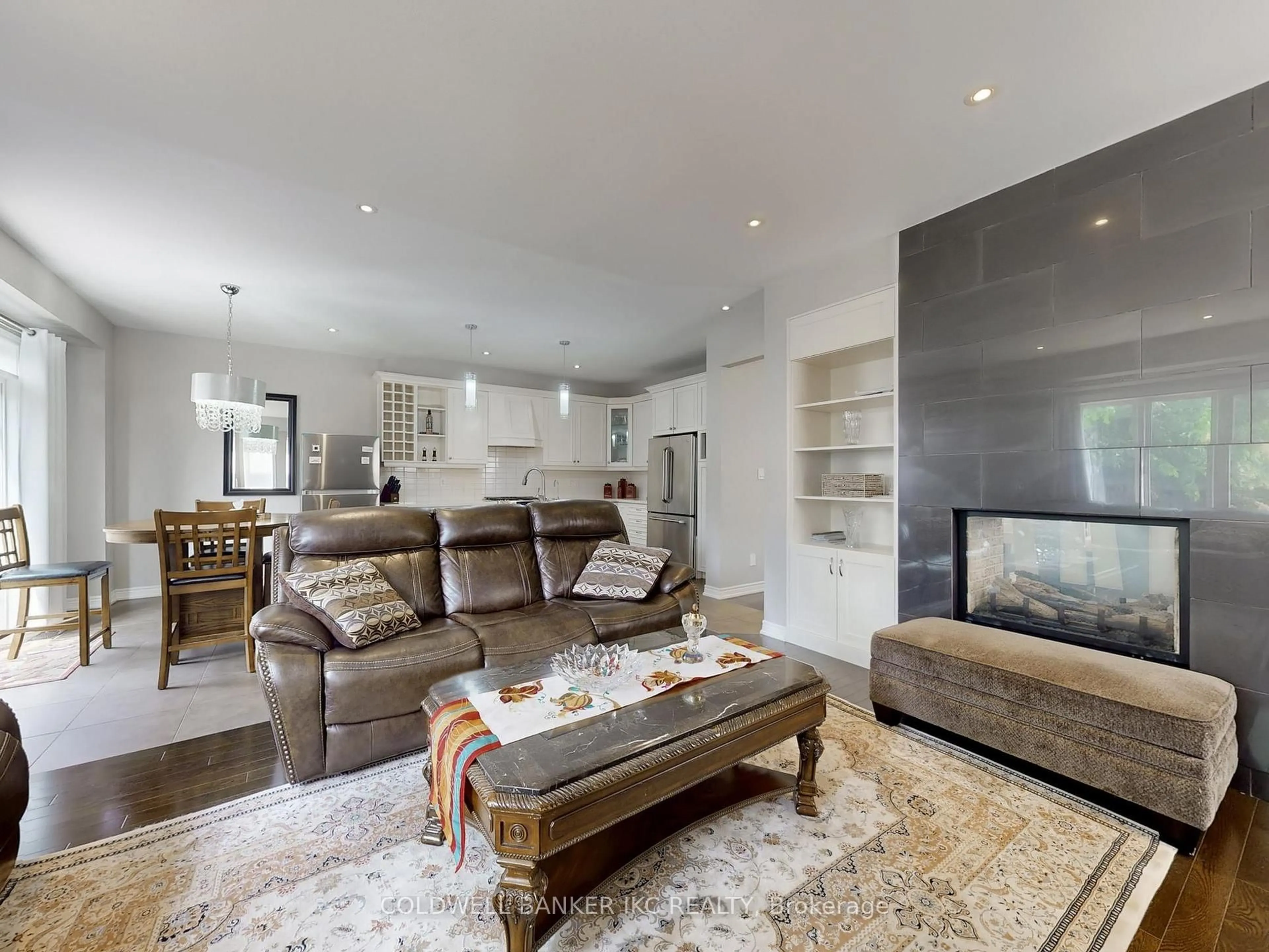 Living room with furniture, unknown for 45 Forest Creek Dr, Kitchener Ontario N2R 0B4