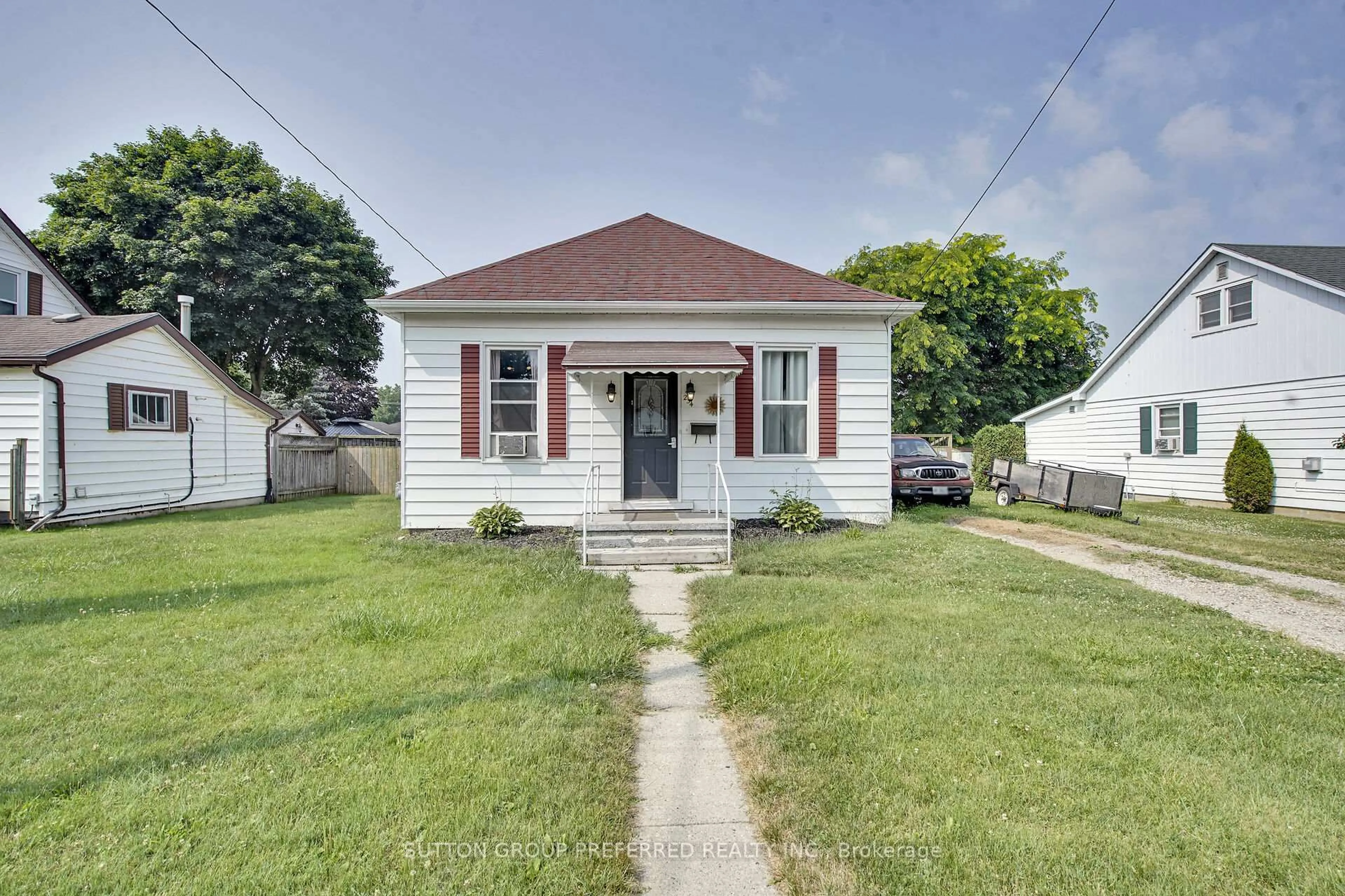 Unknown for 254 King St, Southwest Middlesex Ontario N0L 1J0