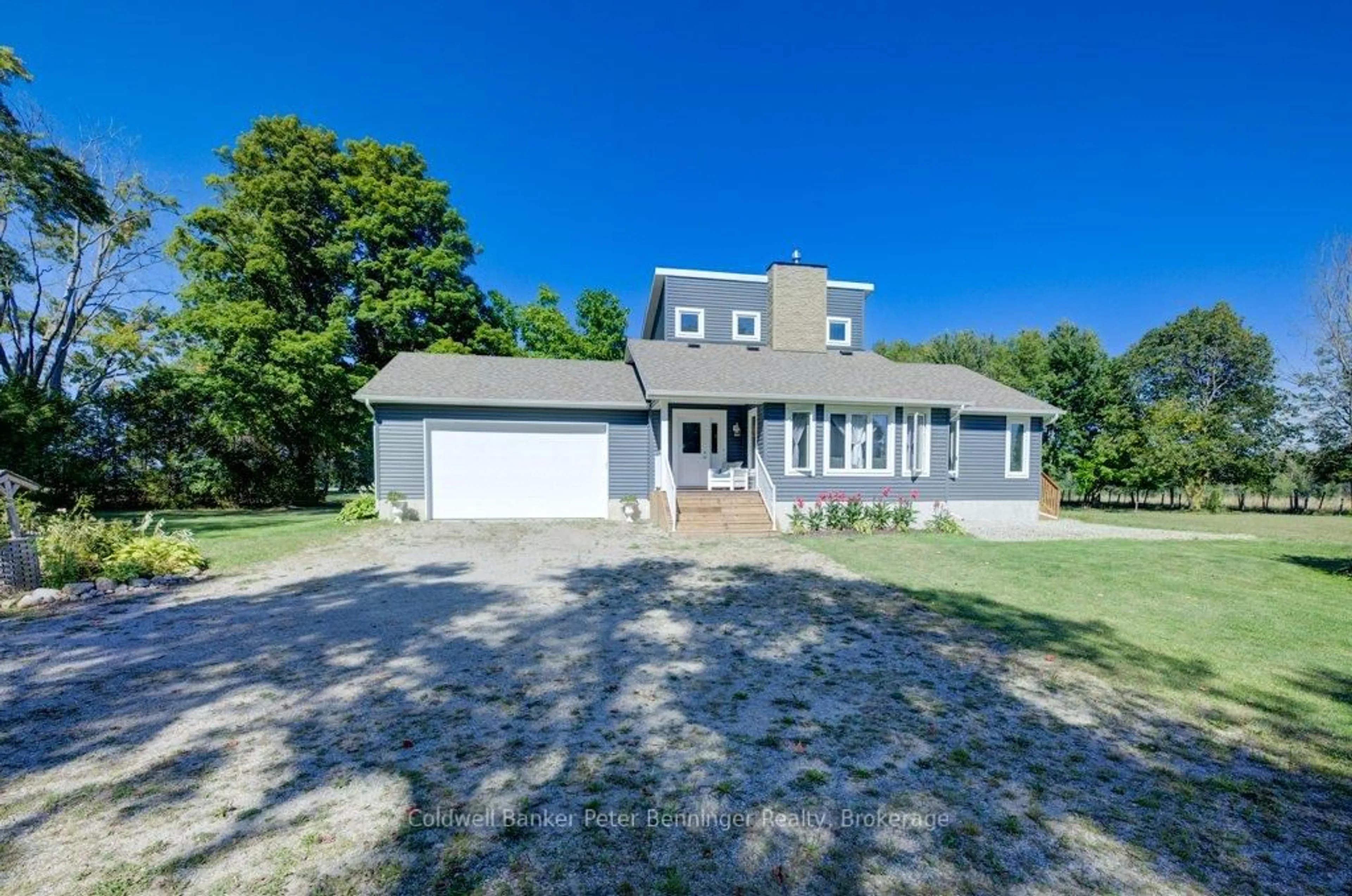 A pic from outside/outdoor area/front of a property/back of a property/a pic from drone, street for 3072 Bruce Road 1 Rd, Brockton Ontario N0G 1J0
