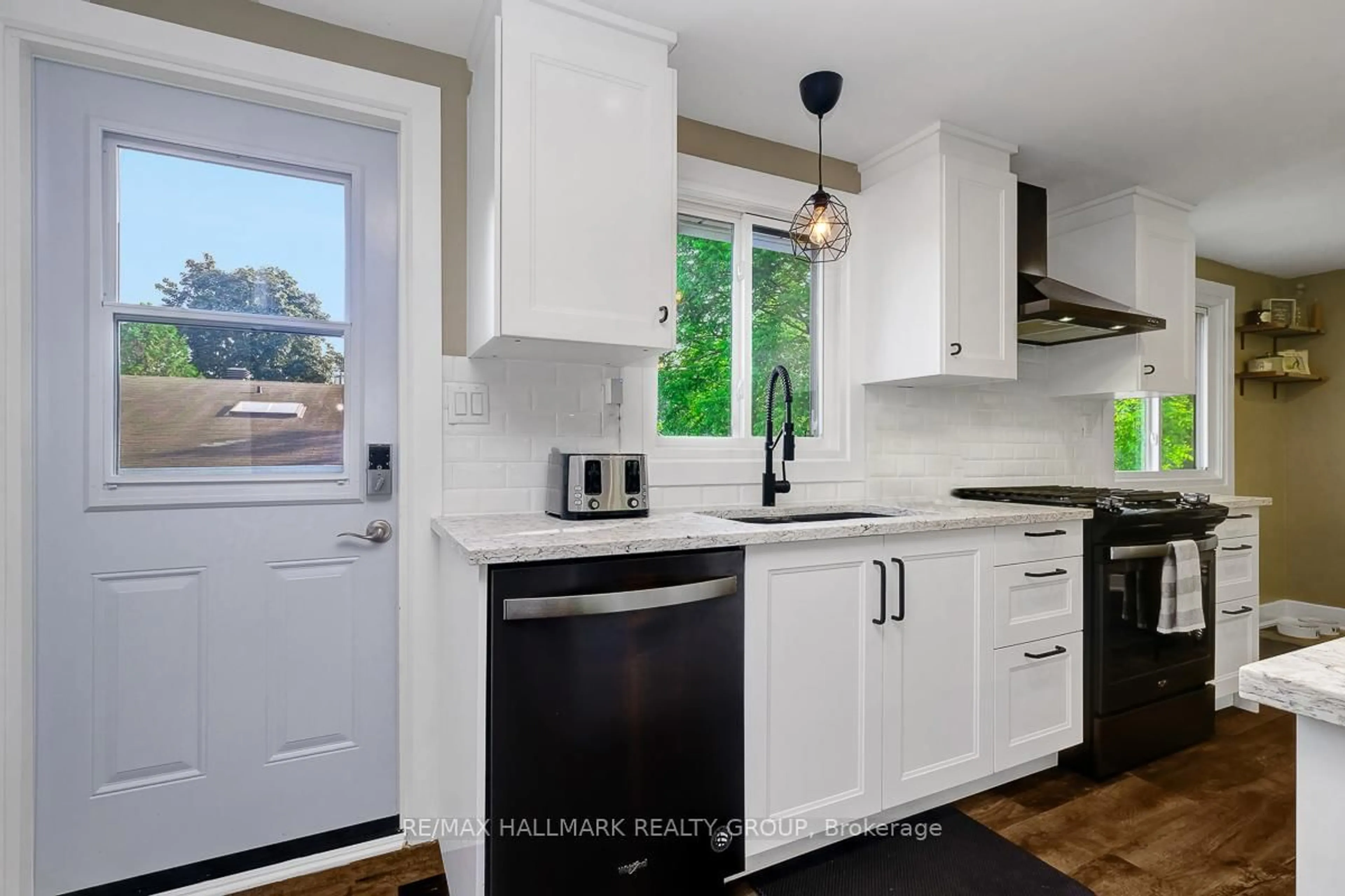 Open concept kitchen, unknown for 510 James St, North Grenville Ontario K0G 1J0