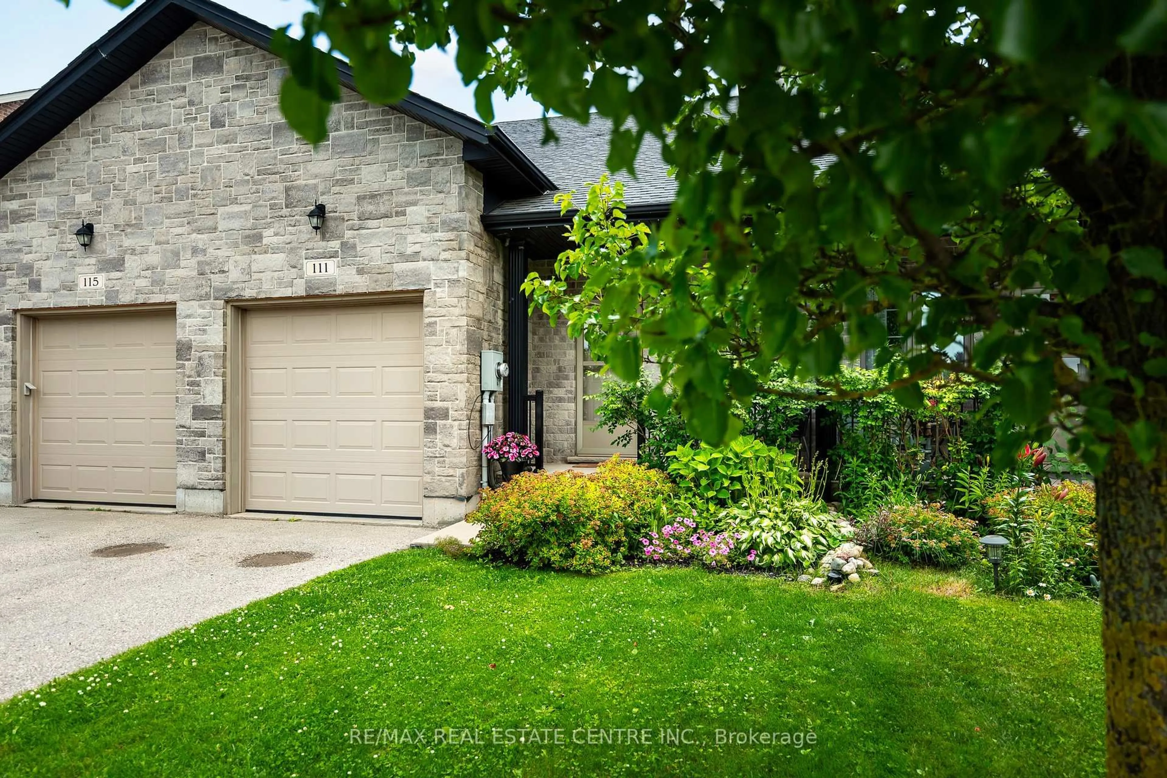 Unknown for 111 Samuel Dr, Wellington North Ontario N0G 1A0
