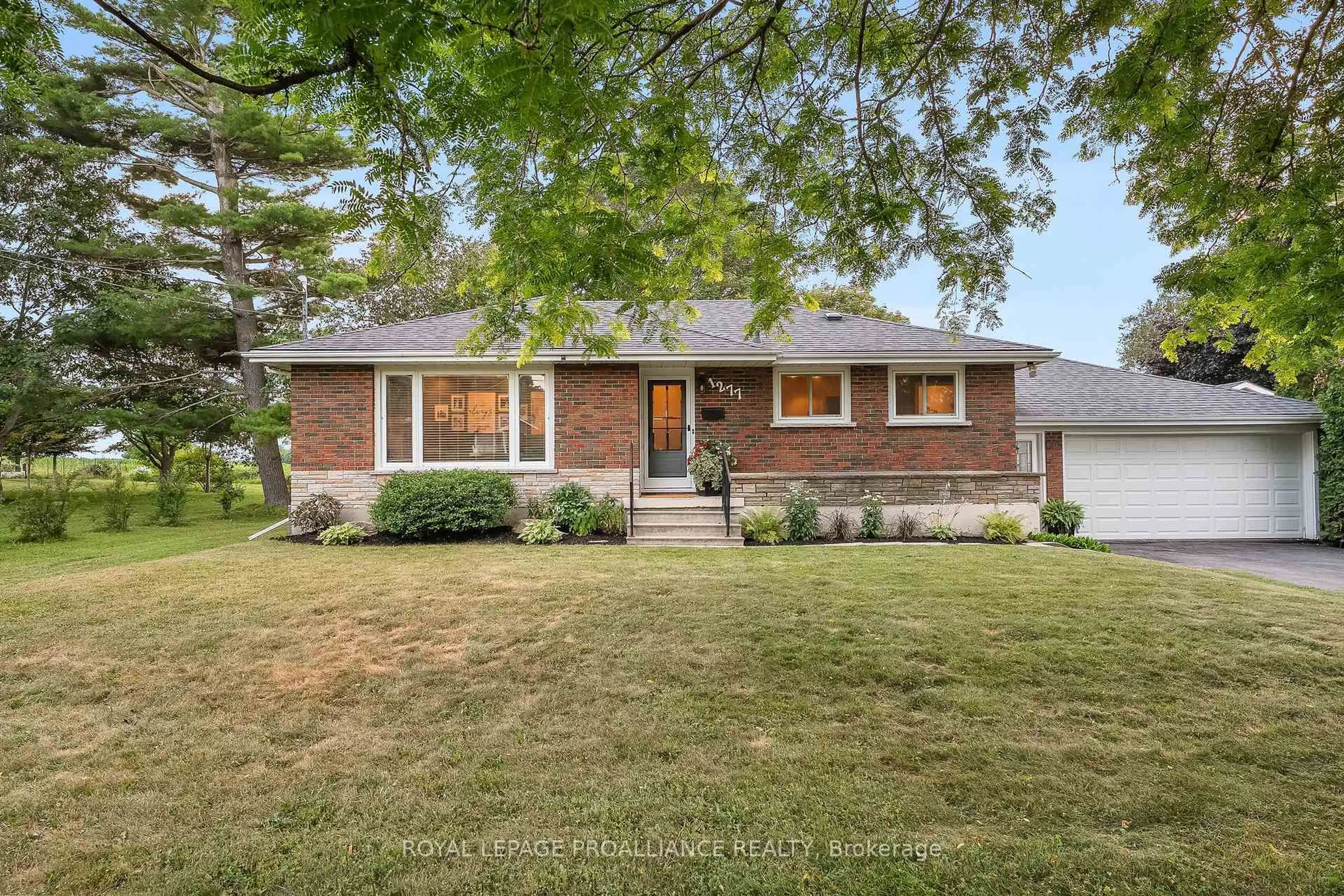 Home with brick exterior material, street for 1277 Ontario St, Cobourg Ontario K9A 3E1