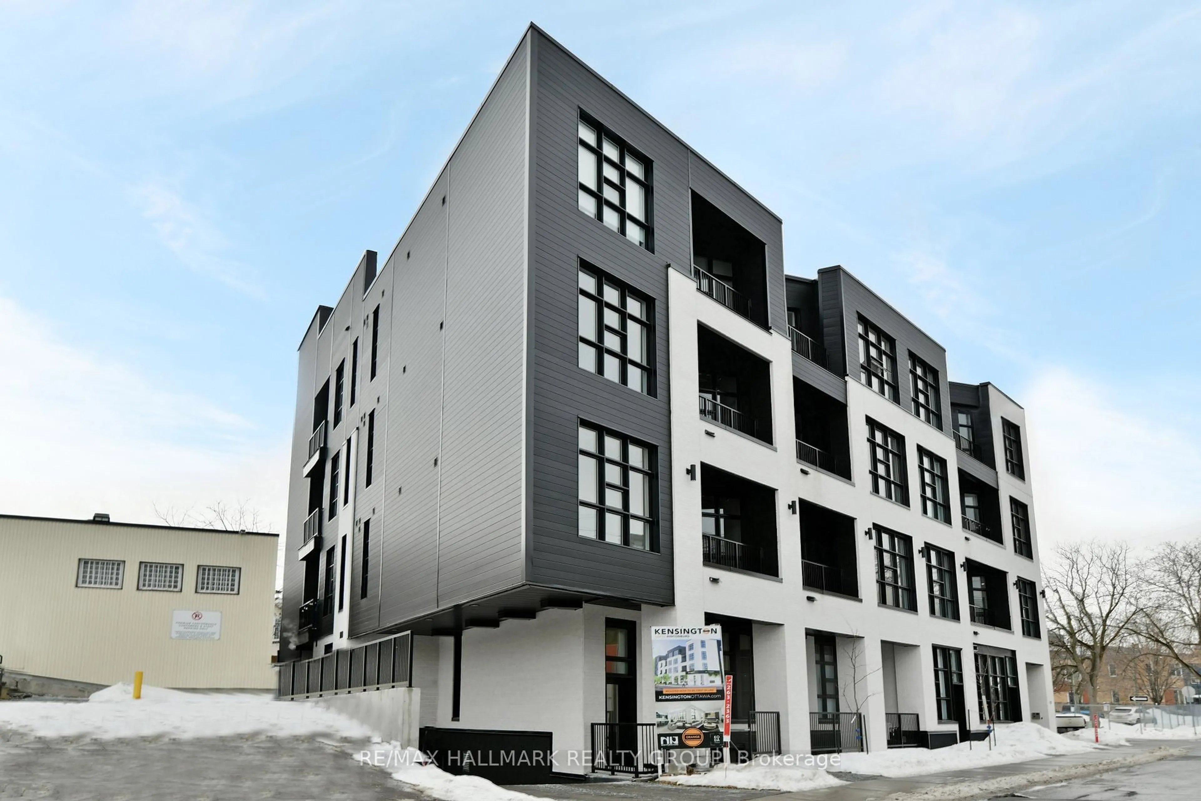 Unknown for 101 PINHEY St #103, Ottawa Ontario K1Y 1T7