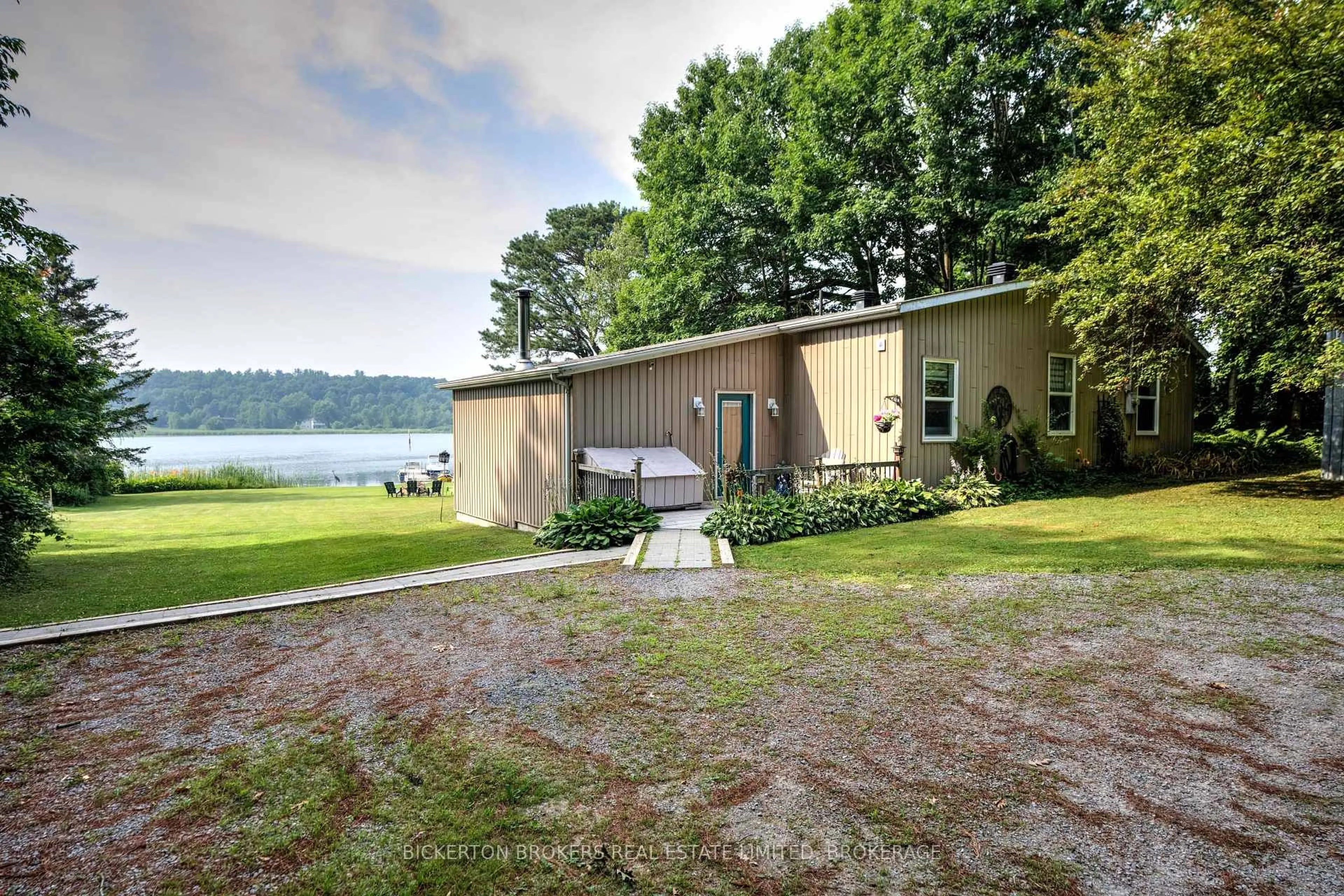 Patio, water/lake/river/ocean view for 70 Kerry Point Rd, Leeds and the Thousand Islands Ontario K0E 1R0